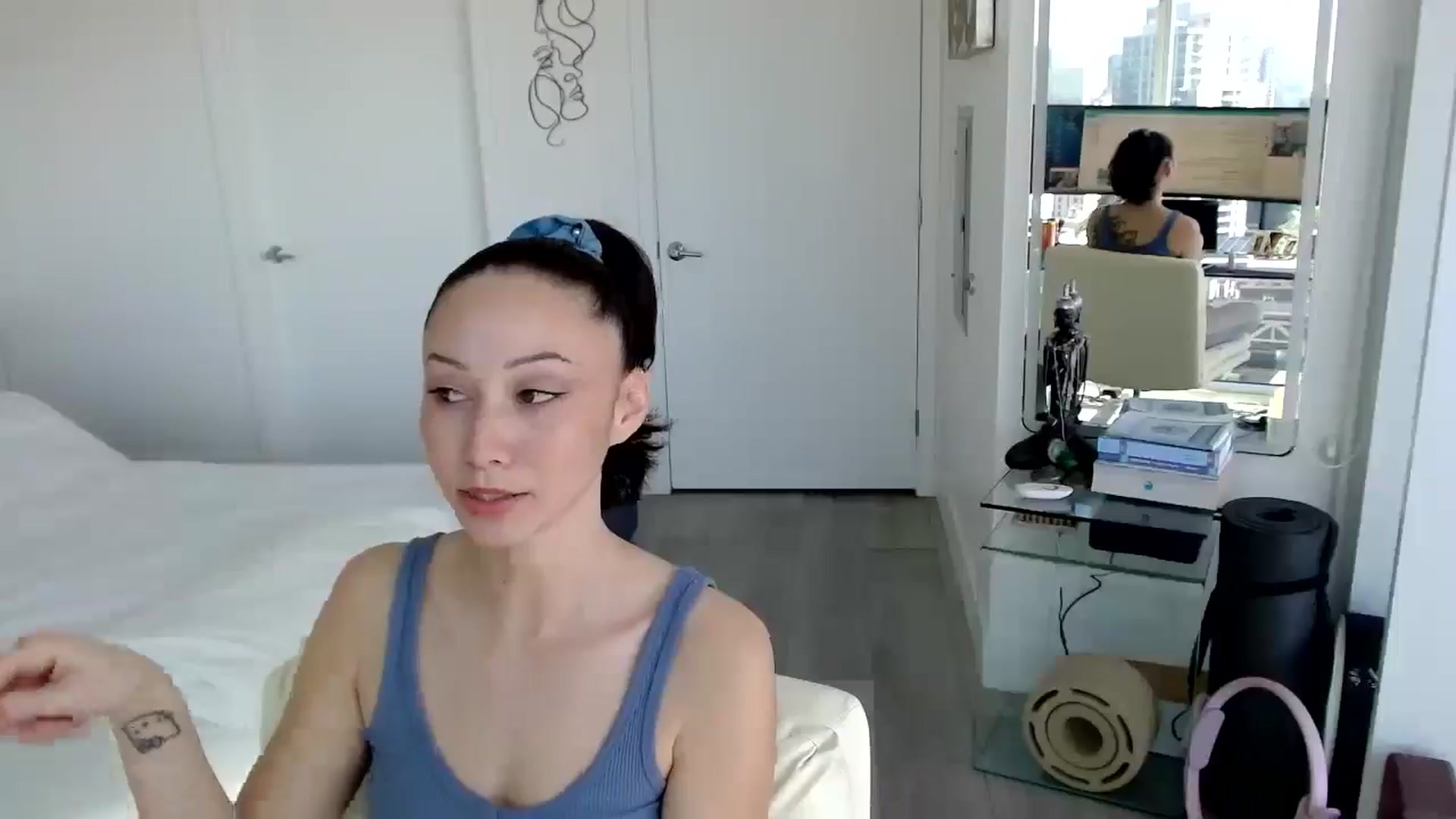 Gallery image thumbnail from BitcoinB00M's myfreecams stream on, 02/19/2025, 23:05 image 7 of 20