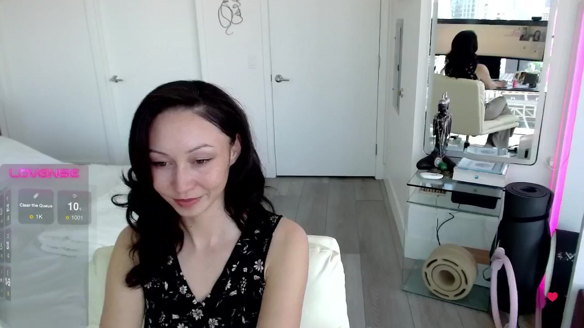 Gallery image thumbnail from BitcoinB00M's myfreecams stream on, 02/22/2025, 21:25 image 18 of 20