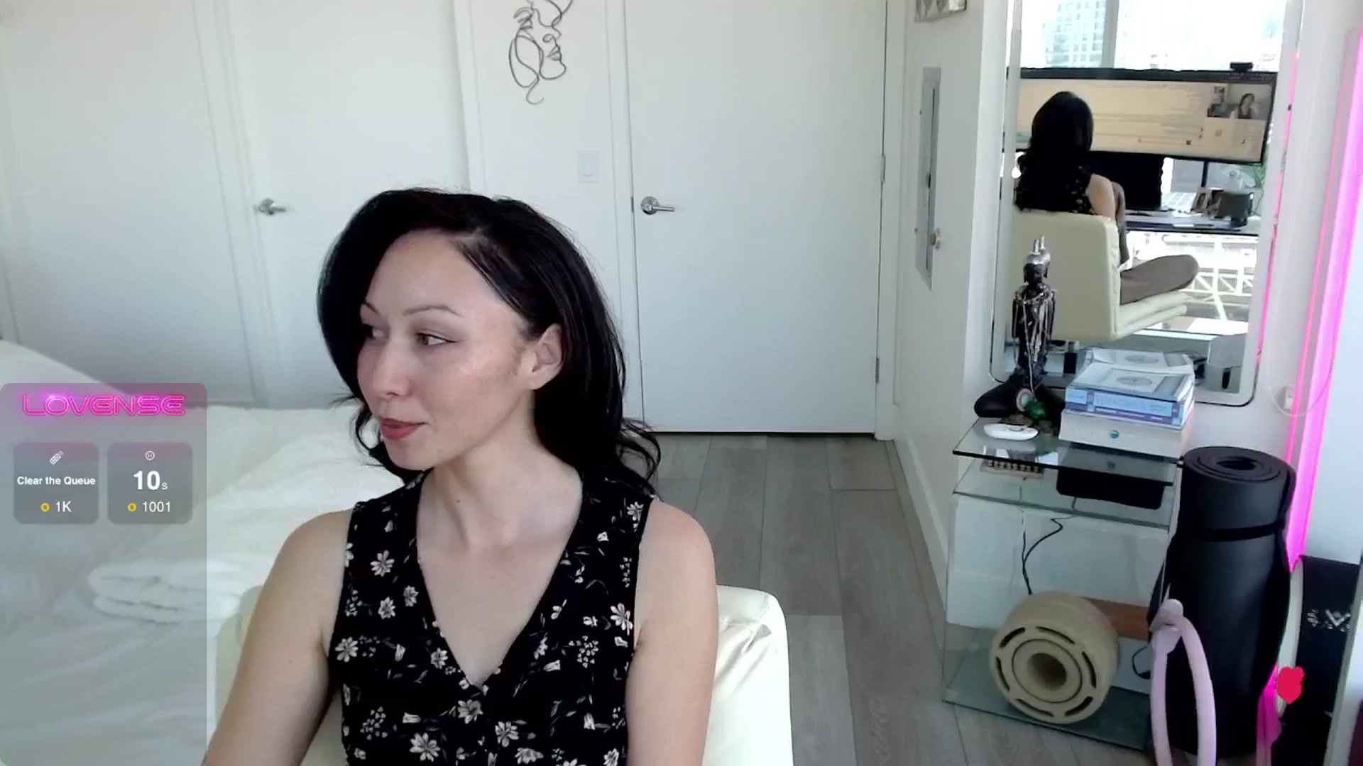 Gallery image thumbnail from BitcoinB00M's myfreecams stream on, 02/22/2025, 21:25 image 8 of 20