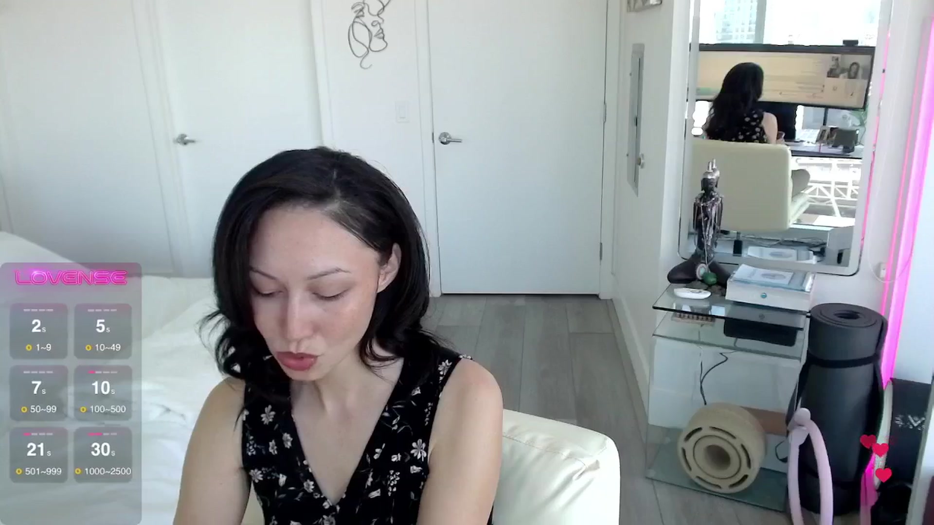 Gallery image thumbnail from BitcoinB00M's myfreecams stream on, 02/22/2025, 21:25 image 10 of 20