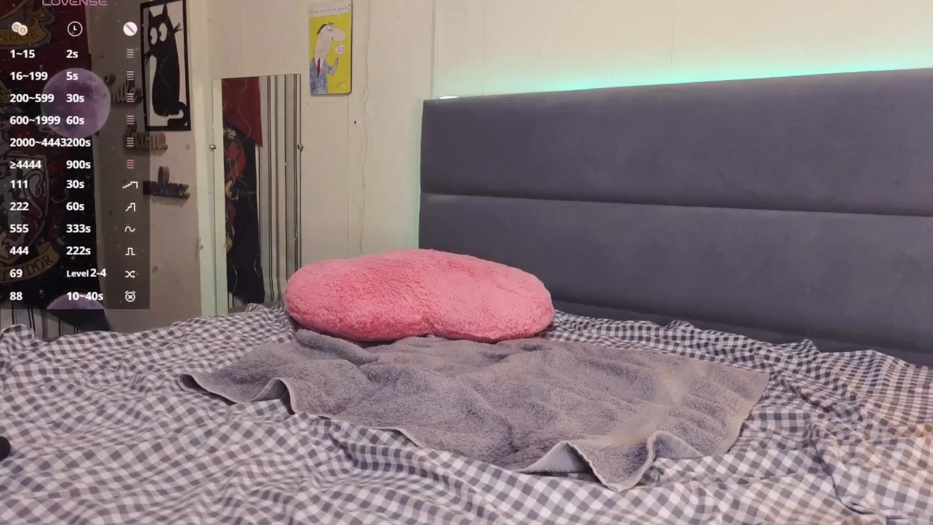 Gallery image thumbnail from BiteTheSweet's myfreecams stream on, 03/27/2025, 20:02 image 10 of 20