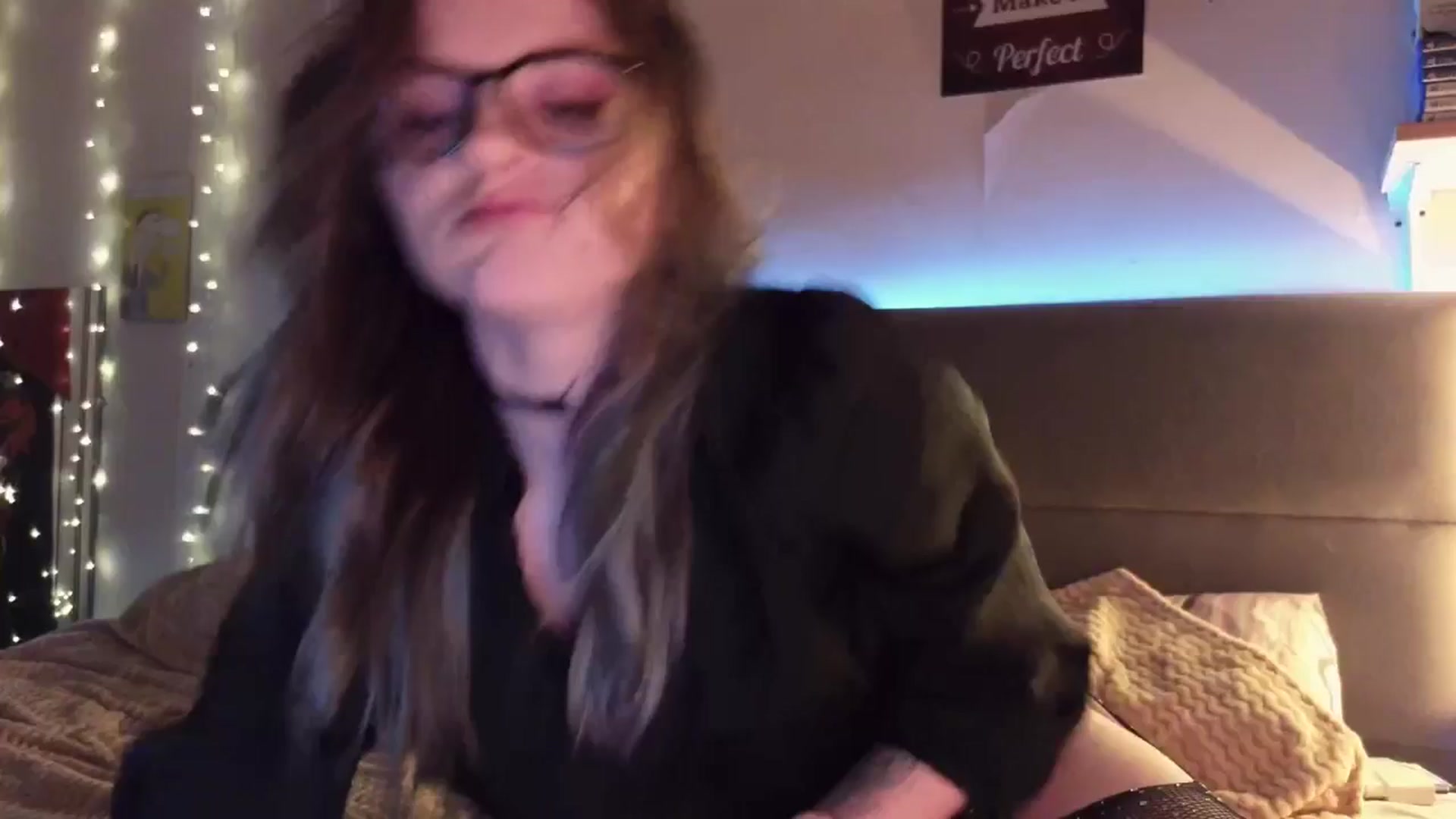 Gallery image thumbnail from BiteTheSweet's myfreecams stream on, 04/03/2025, 17:59 image 14 of 20
