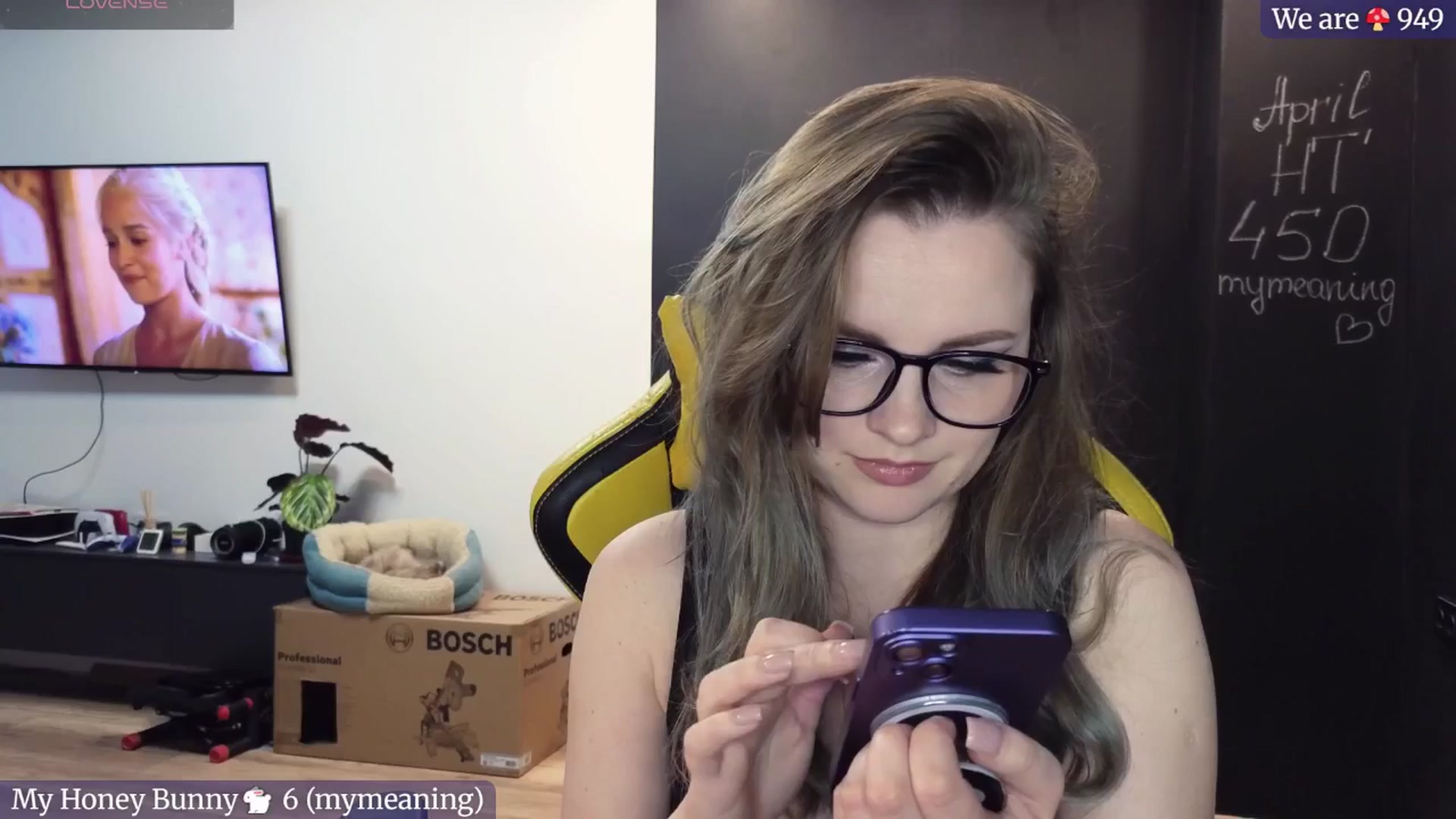 Gallery image thumbnail from BiteTheSweet's myfreecams stream on, 04/04/2025, 15:04 image 4 of 20