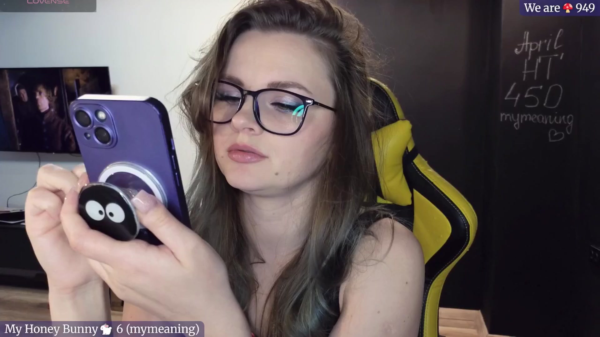 Gallery image thumbnail from BiteTheSweet's myfreecams stream on, 04/04/2025, 15:04 image 2 of 20