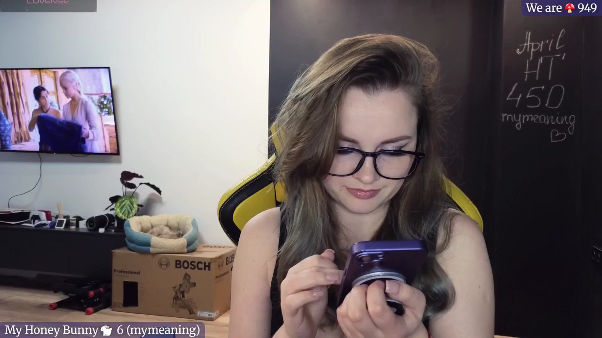 Gallery image thumbnail from BiteTheSweet's myfreecams stream on, 04/04/2025, 15:04 image 3 of 20