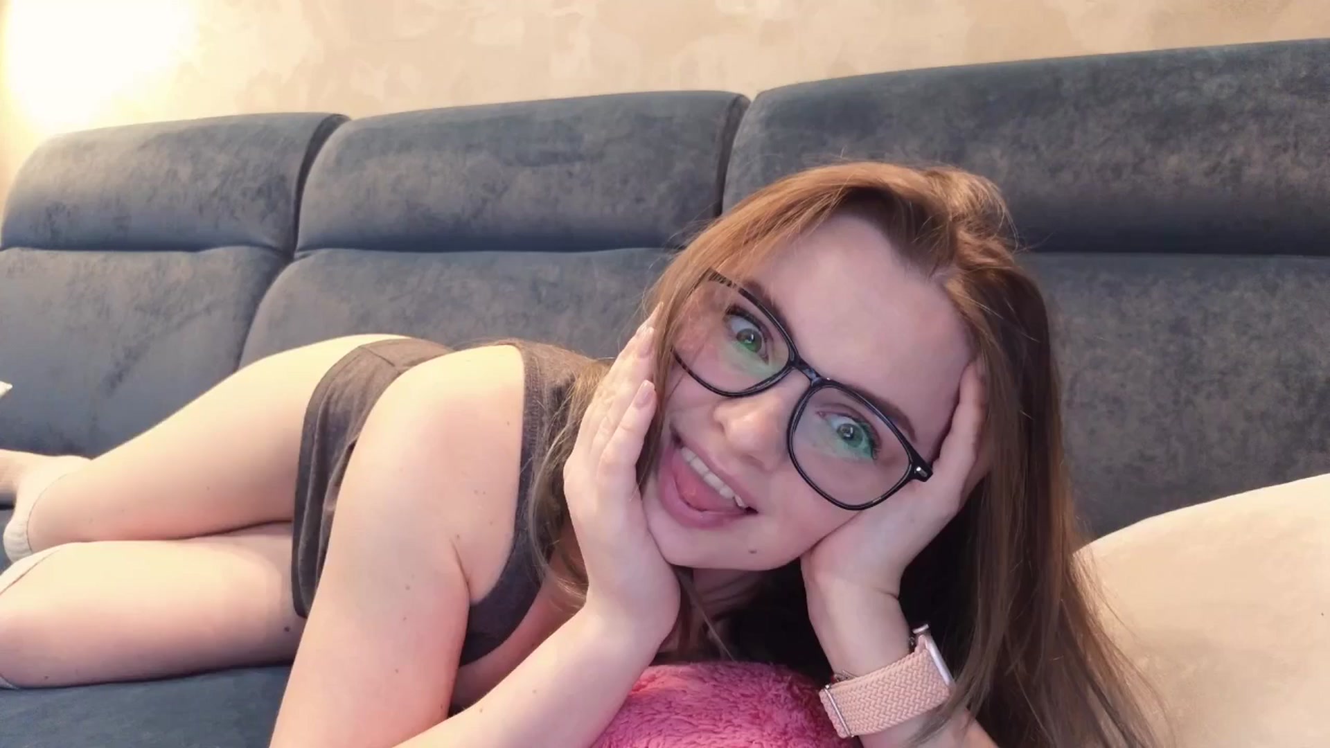 Gallery image thumbnail from BiteTheSweet's myfreecams stream on, 04/05/2025, 12:31 image 14 of 20