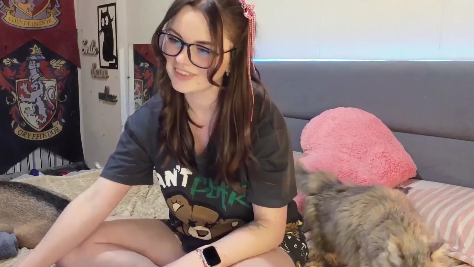 Gallery image thumbnail from BiteTheSweet's myfreecams stream on, 04/12/2025, 14:45 image 1 of 20