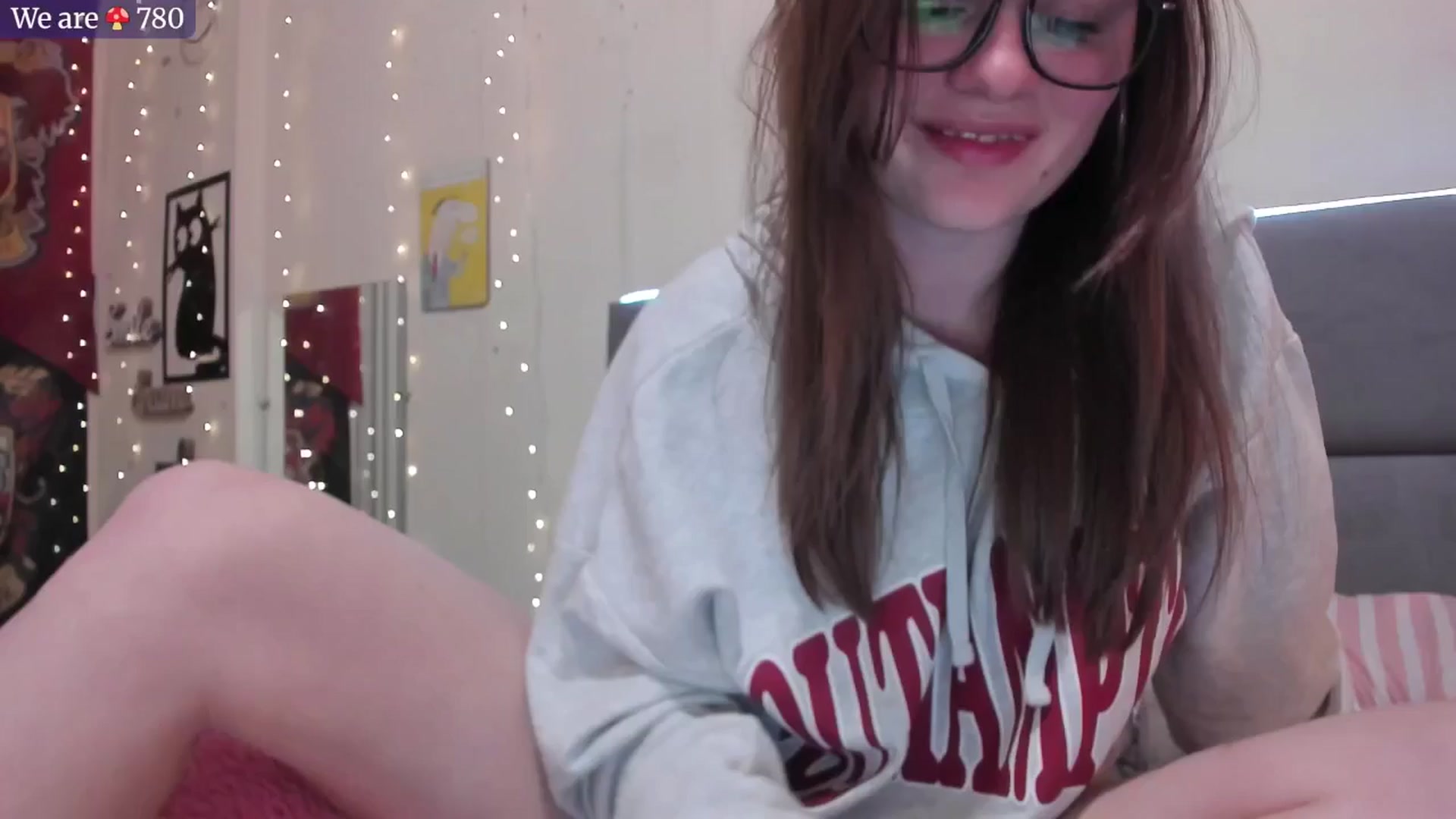 Gallery image thumbnail from BiteTheSweet's myfreecams stream on, 04/18/2025, 15:35 image 15 of 20