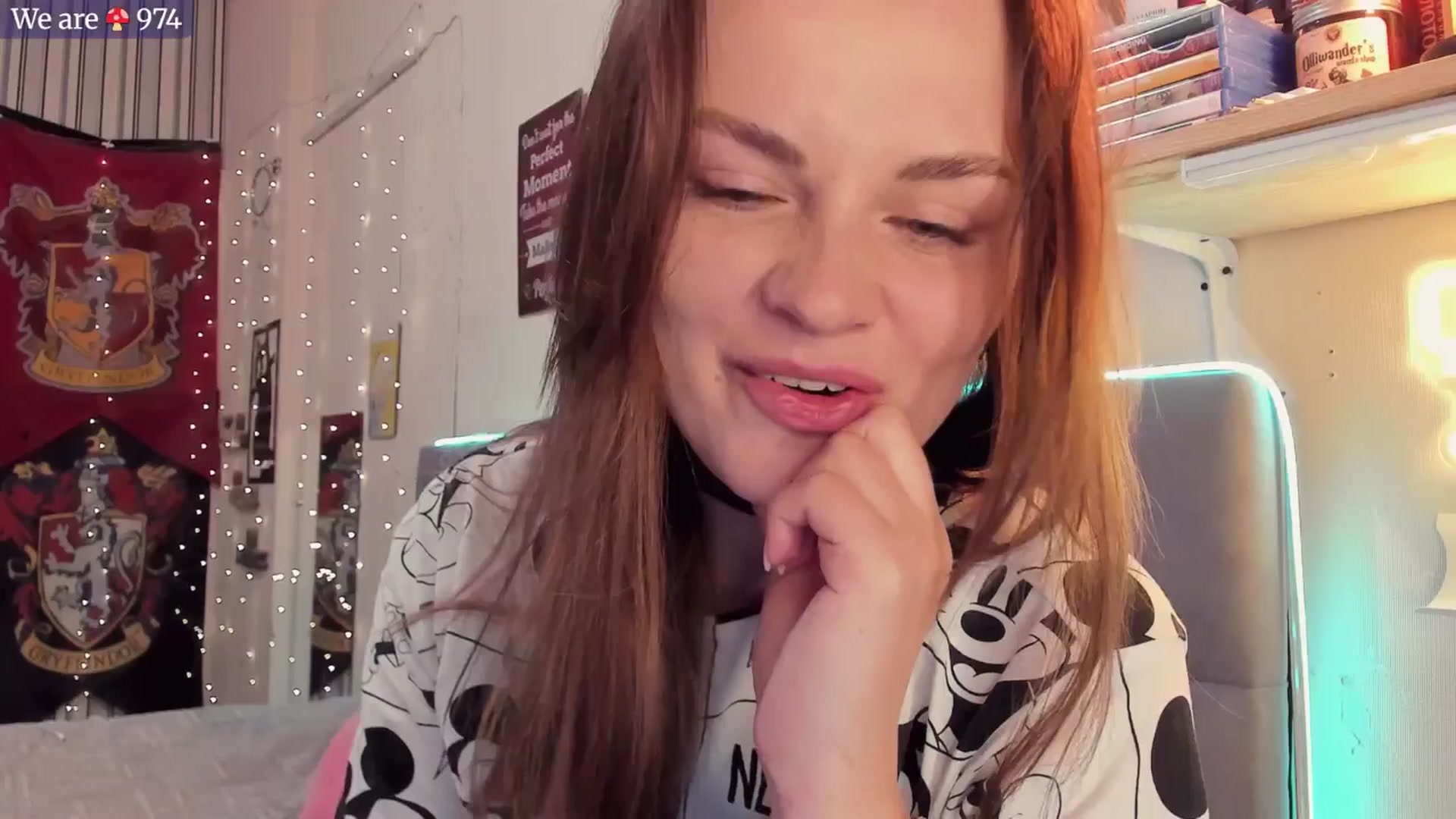 Gallery image thumbnail from BiteTheSweet's myfreecams stream on, 04/24/2025, 15:42 image 2 of 20