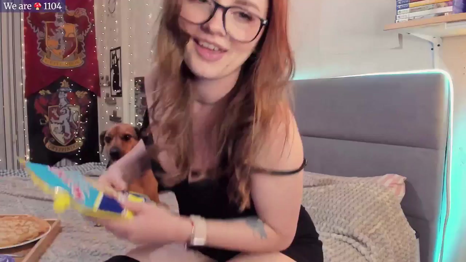 Gallery image thumbnail from BiteTheSweet's myfreecams stream on, 04/29/2025, 19:40 image 12 of 20
