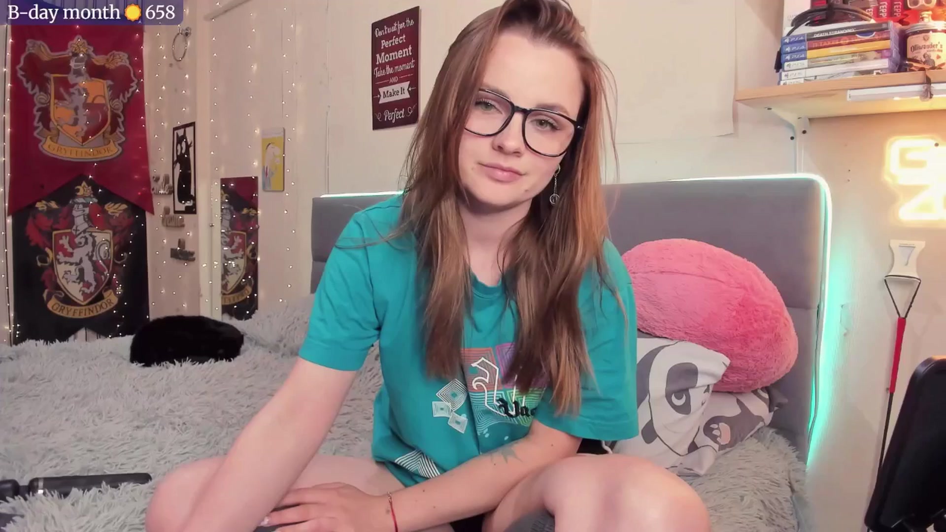 Gallery image thumbnail from BiteTheSweet's myfreecams stream on, 05/05/2025, 15:45 image 16 of 20