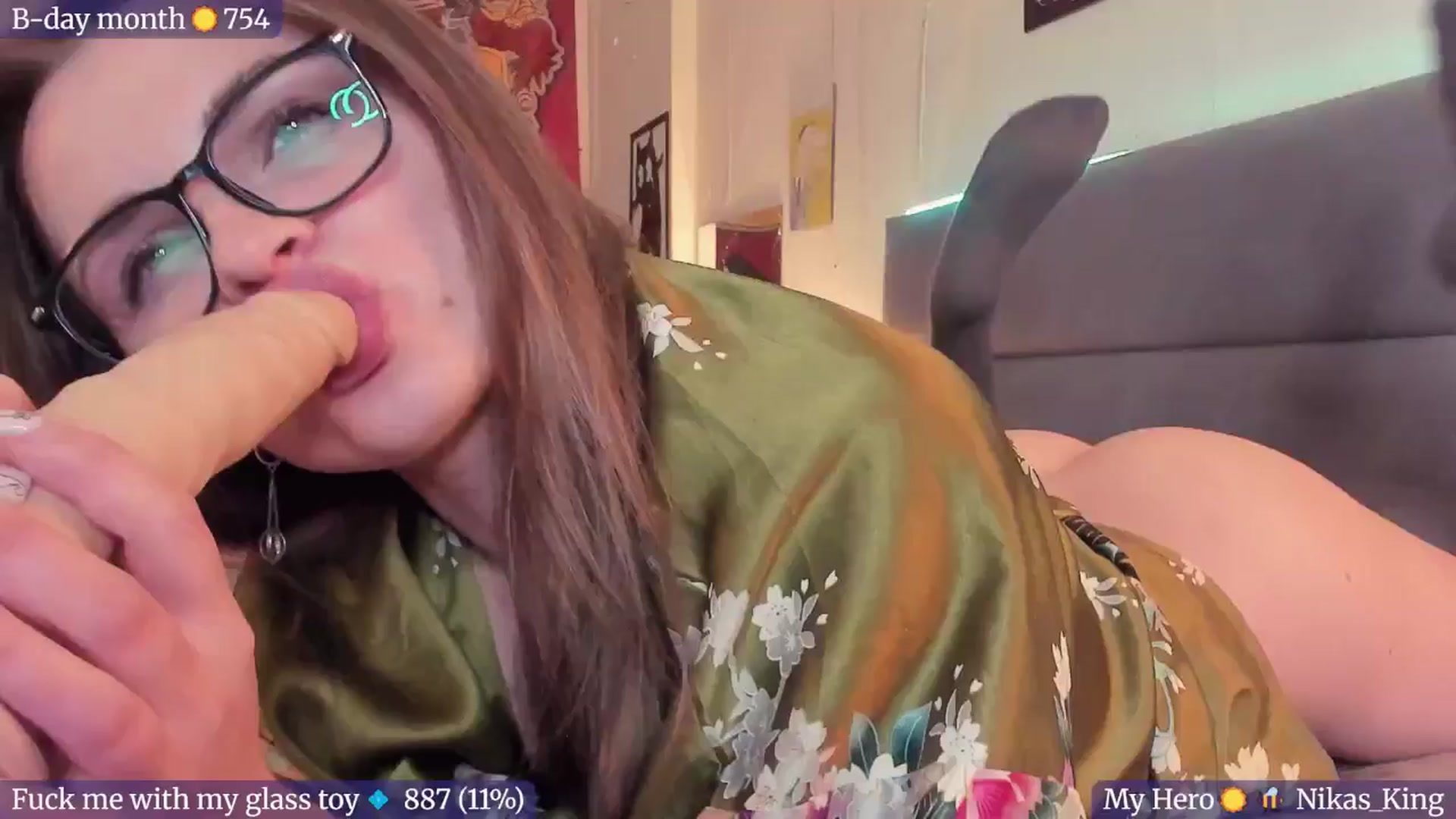 Gallery image thumbnail from BiteTheSweet's myfreecams stream on, 05/11/2025, 17:21 image 12 of 20