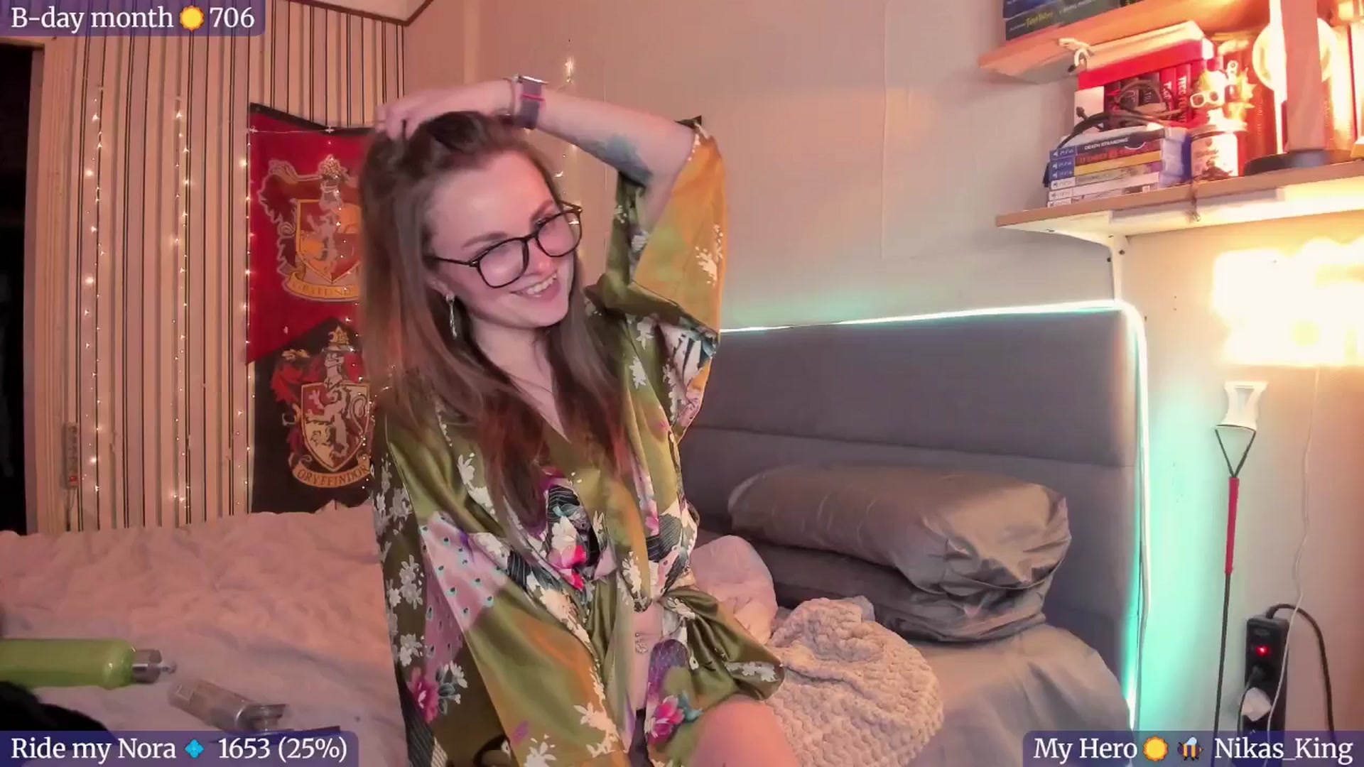 Gallery image thumbnail from BiteTheSweet's myfreecams stream on, 05/11/2025, 22:00 image 12 of 20