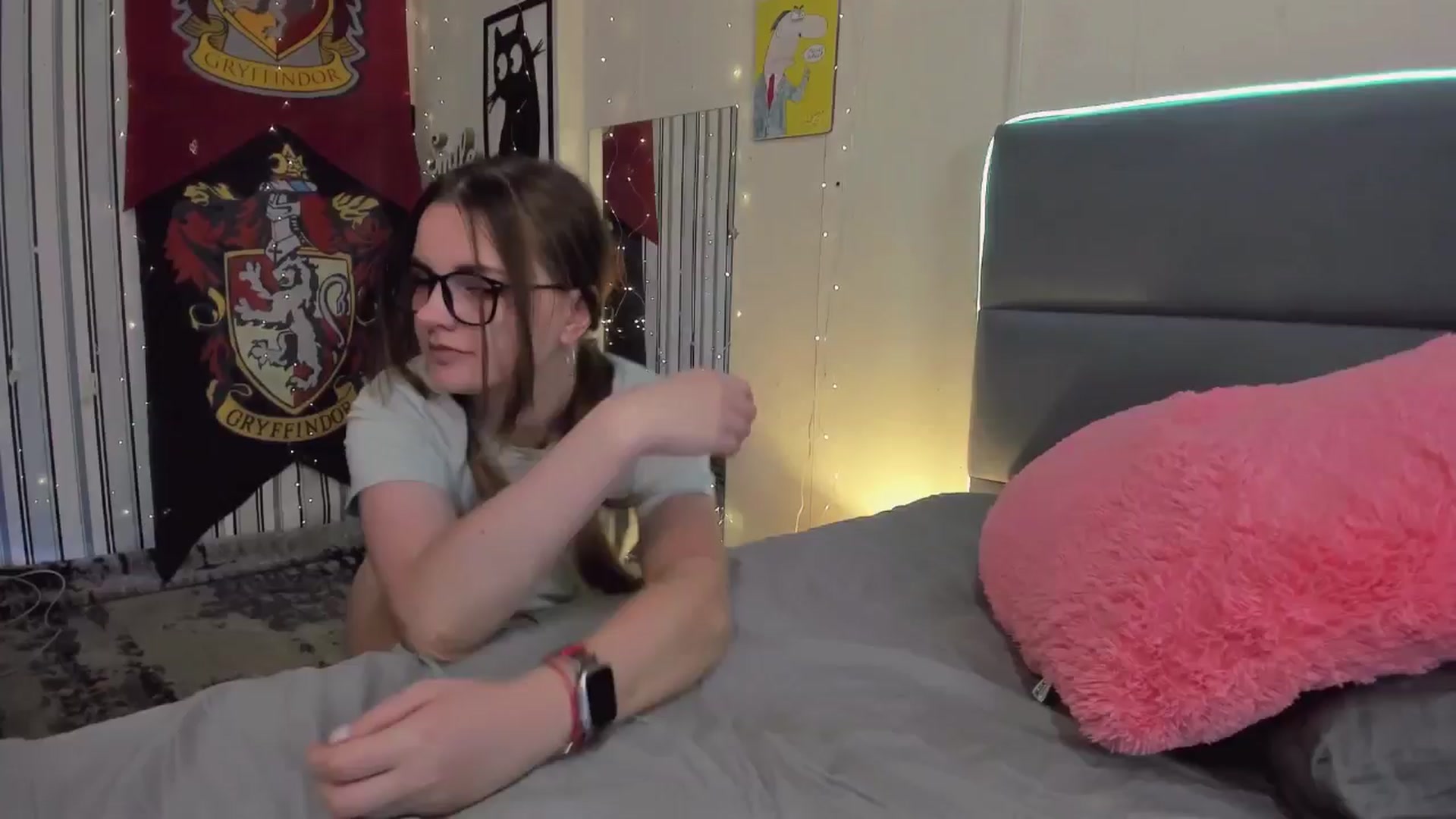 Gallery image thumbnail from BiteTheSweet's myfreecams stream on, 06/23/2025, 09:38 image 3 of 20