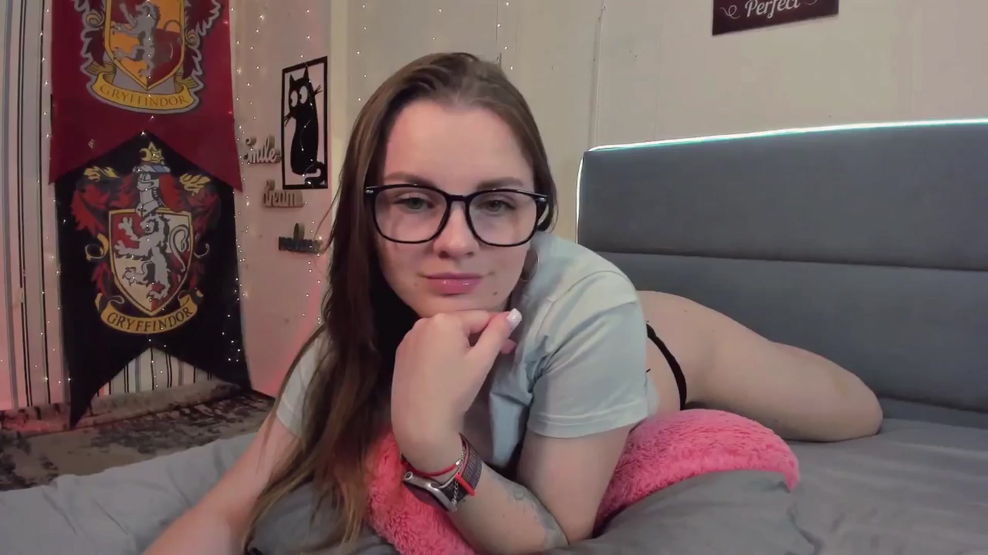 Gallery image thumbnail from BiteTheSweet's myfreecams stream on, 06/23/2025, 09:38 image 5 of 20