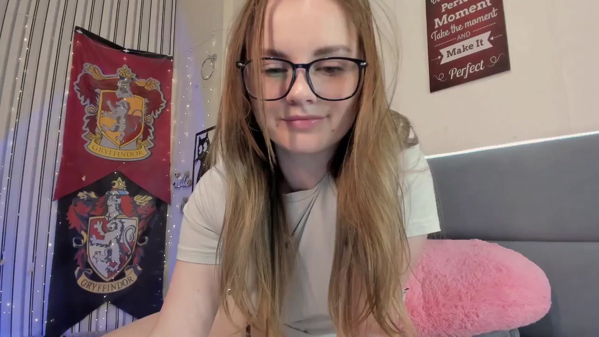 Gallery image thumbnail from BiteTheSweet's myfreecams stream on, 06/23/2025, 09:38 image 13 of 20