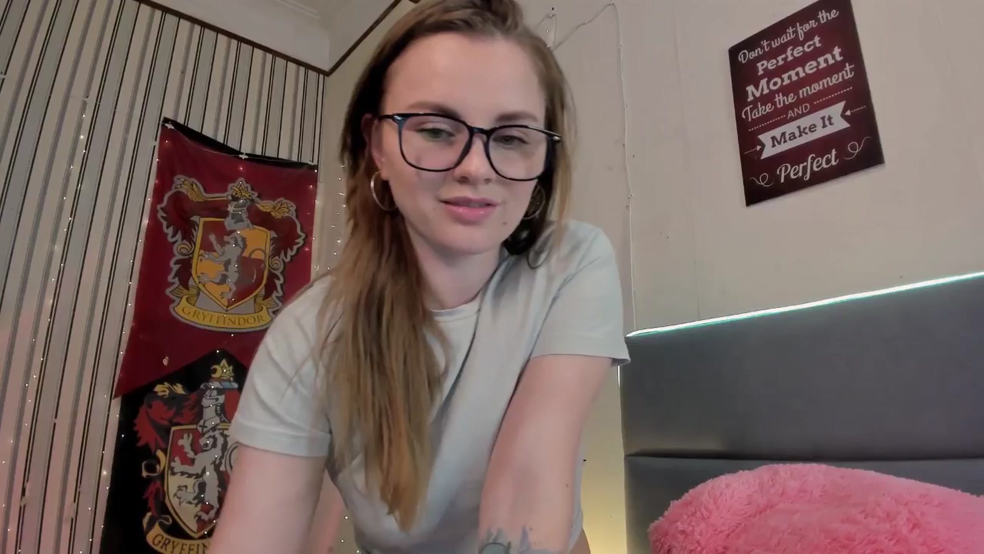 Gallery image thumbnail from BiteTheSweet's myfreecams stream on, 06/23/2025, 09:38 image 11 of 20