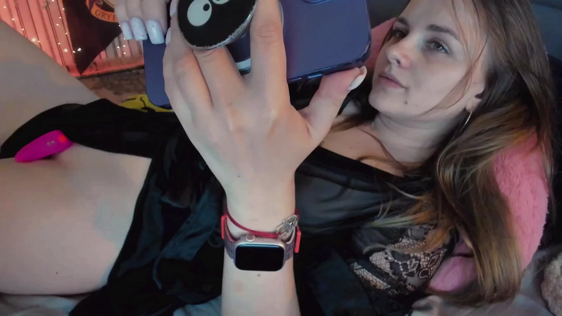 Gallery image thumbnail from BiteTheSweet's myfreecams stream on, 06/25/2025, 09:34 image 2 of 20