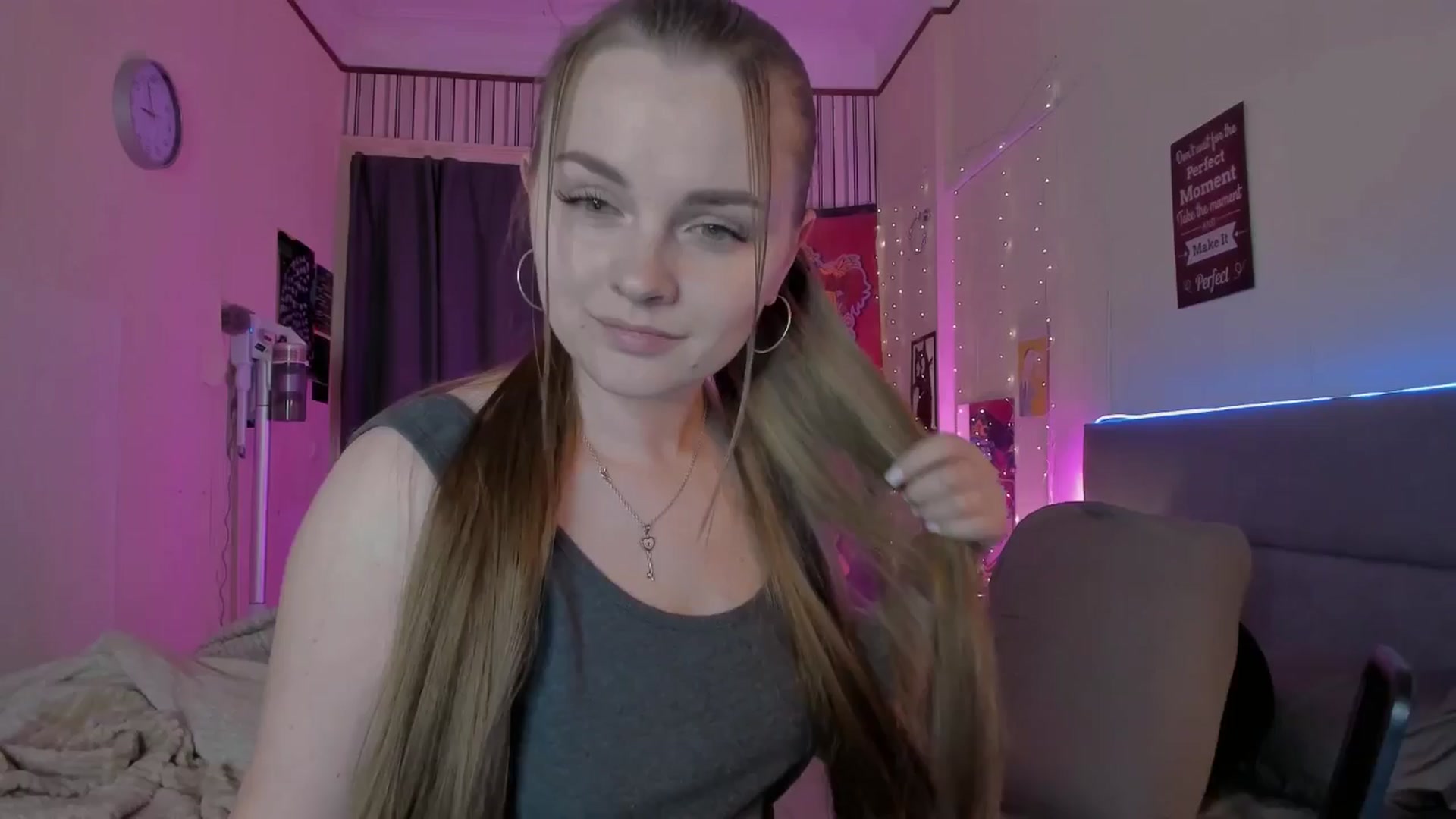 Gallery image thumbnail from BiteTheSweet's myfreecams stream on, 06/29/2025, 18:13 image 19 of 20