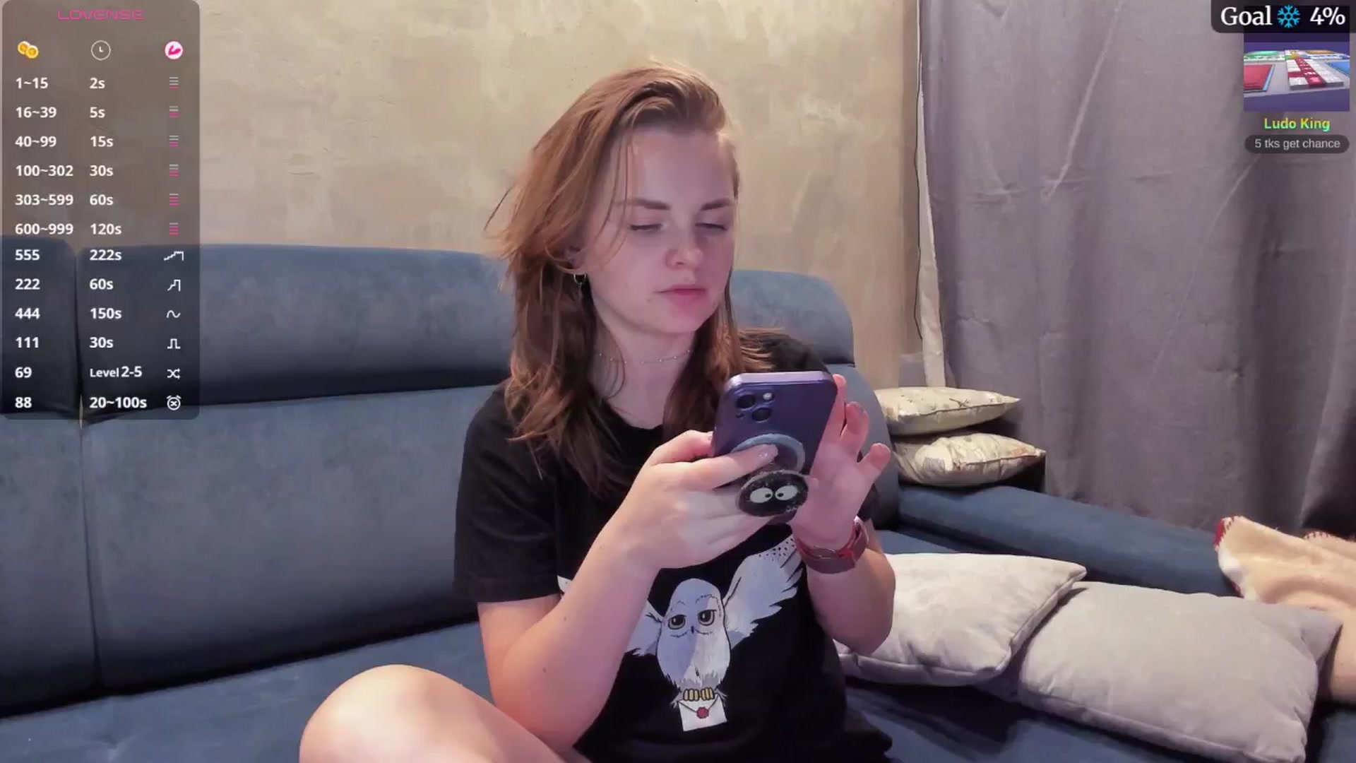 Gallery image thumbnail from BiteTheSweet's myfreecams stream on, 12/03/2025, 19:33 image 11 of 20