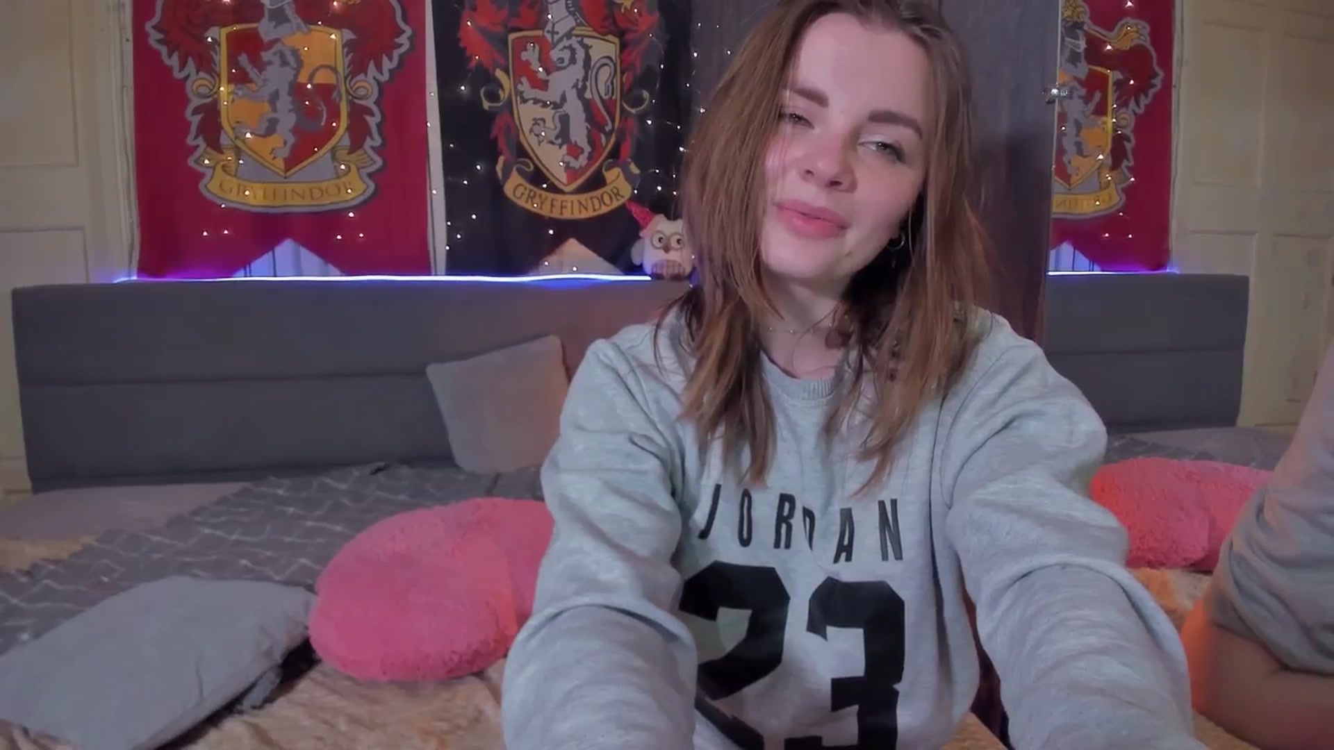 Gallery image thumbnail from BiteTheSweet's myfreecams stream on, 12/18/2025, 21:13 image 4 of 20