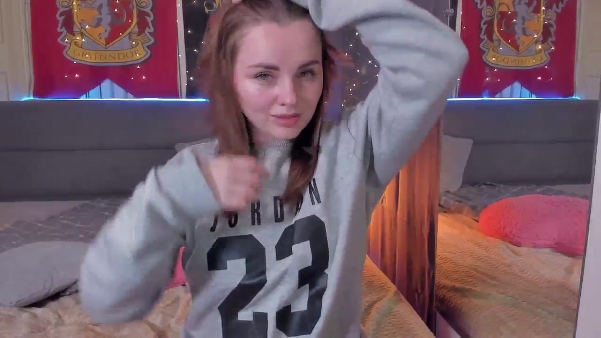 Gallery image thumbnail from BiteTheSweet's myfreecams stream on, 12/18/2025, 21:13 image 8 of 20