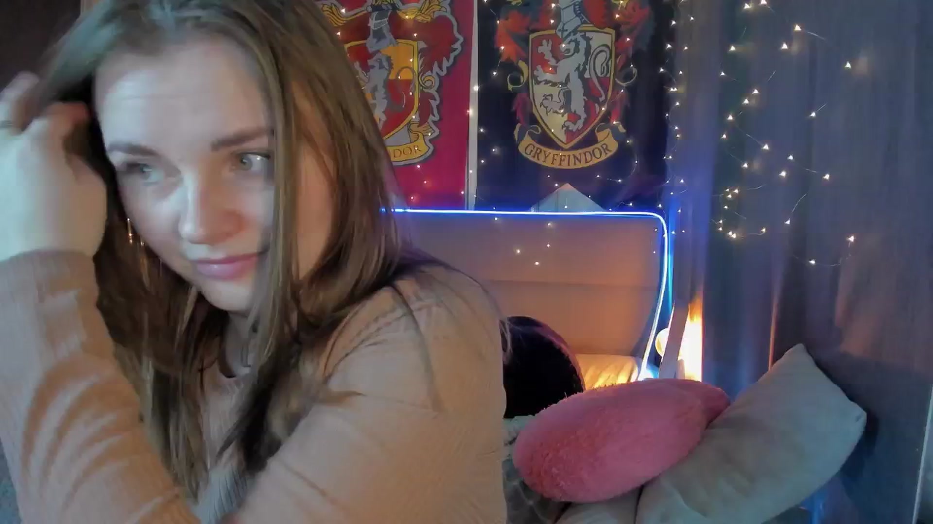 Gallery image thumbnail from BiteTheSweet's myfreecams stream on, 02/02/2026, 18:23 image 9 of 20