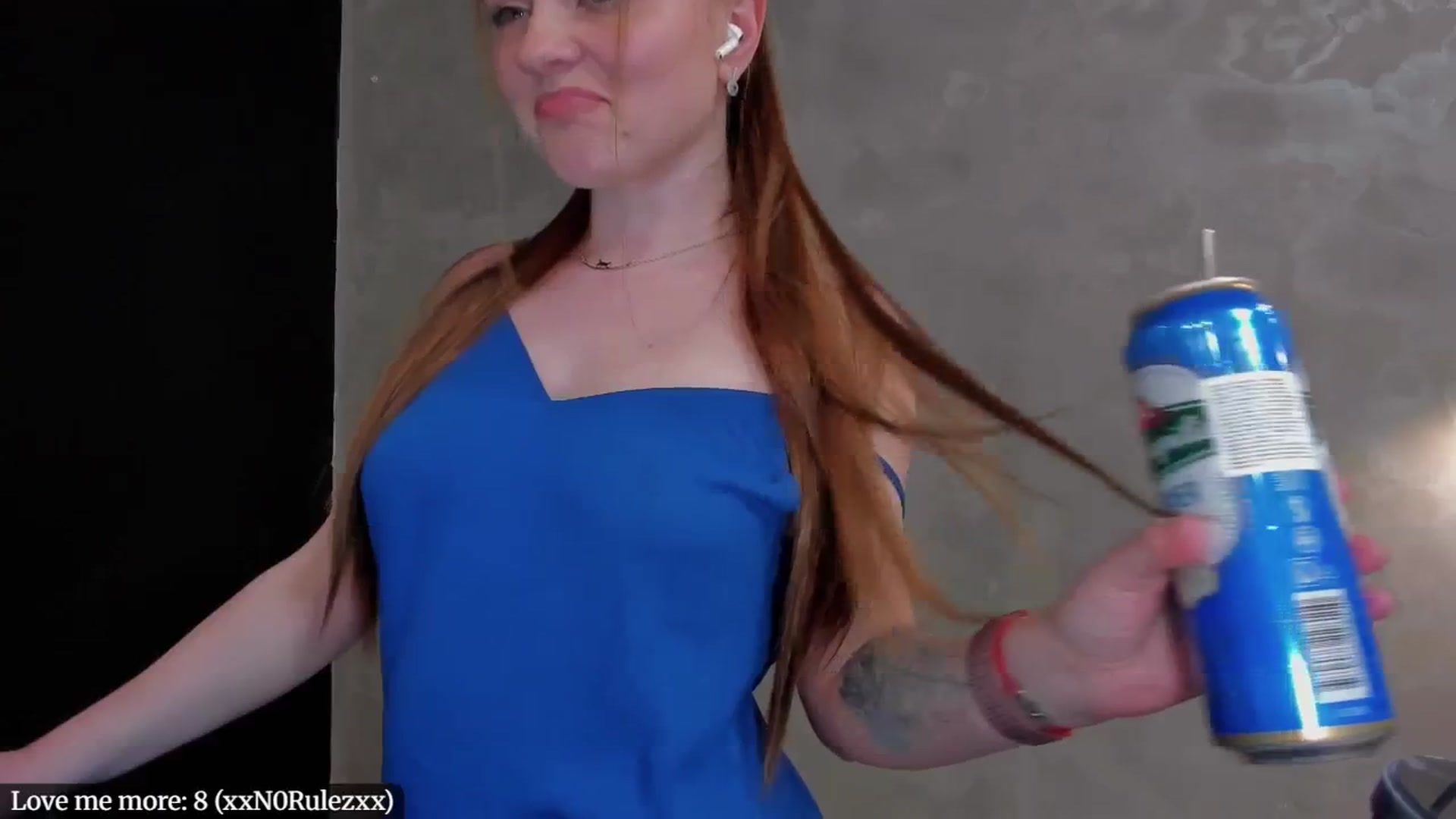 Gallery image thumbnail from BiteTheSweet's myfreecams stream on, 03/19/2026, 16:28 image 14 of 20
