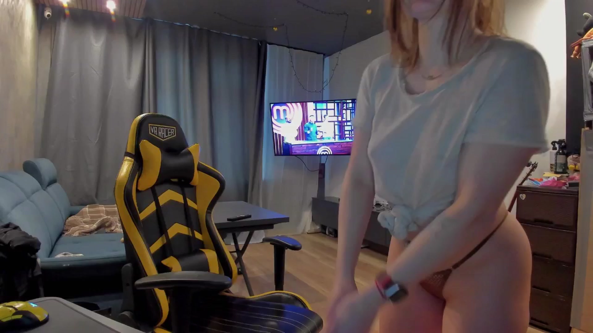 Gallery image thumbnail from BiteTheSweet's myfreecams stream on, 03/20/2026, 07:15 image 3 of 20