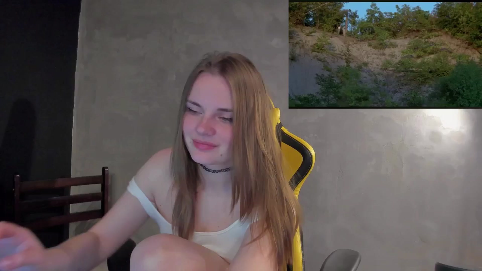 Gallery image thumbnail from BiteTheSweet's myfreecams stream on, 03/20/2026, 22:33 image 14 of 20
