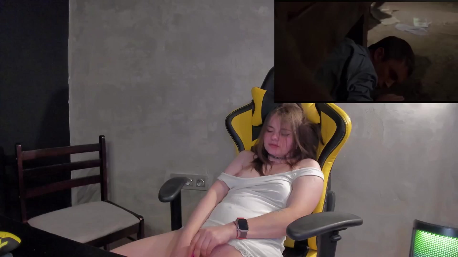 Gallery image thumbnail from BiteTheSweet's myfreecams stream on, 03/20/2026, 22:33 image 7 of 20