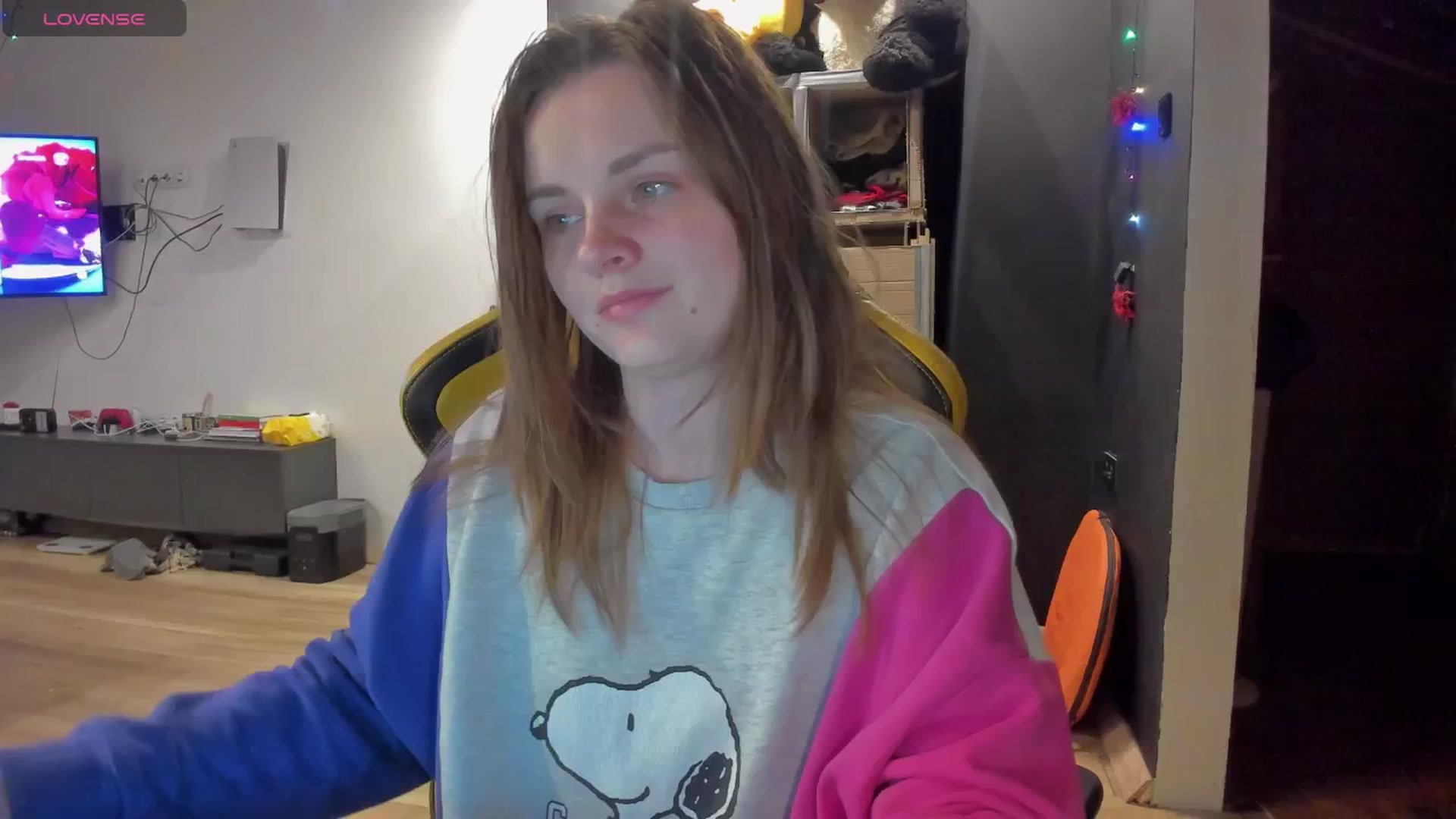 Gallery image thumbnail from BiteTheSweet's myfreecams stream on, 03/22/2026, 18:45 image 6 of 20
