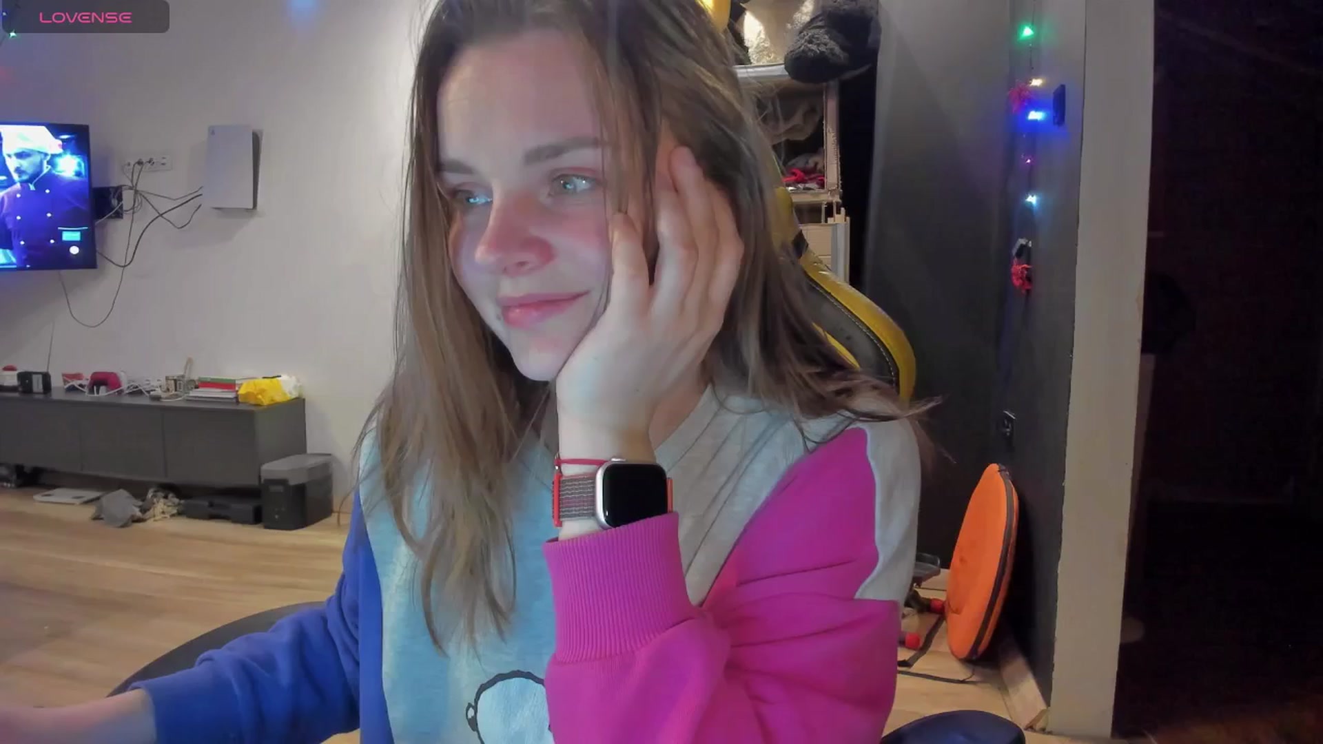 Gallery image thumbnail from BiteTheSweet's myfreecams stream on, 03/22/2026, 18:45 image 12 of 20