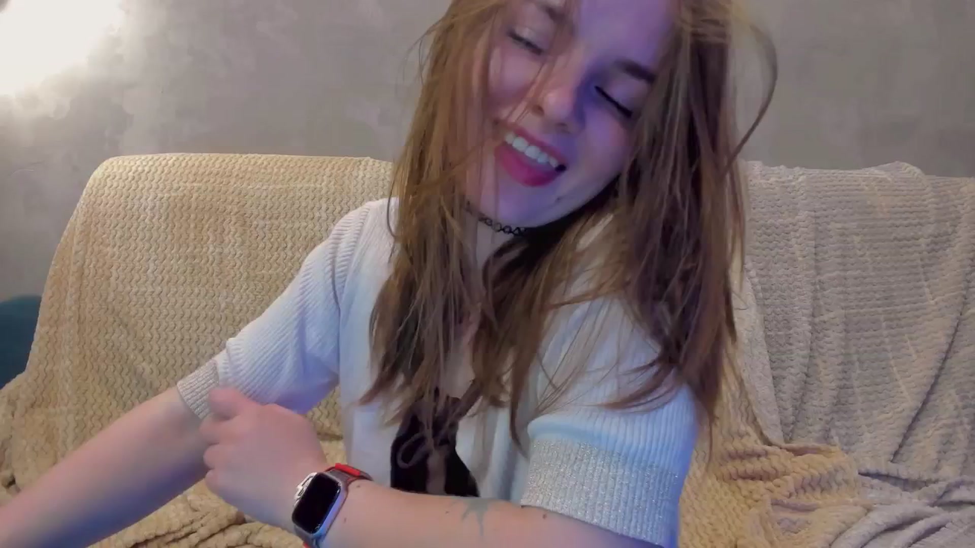 Gallery image thumbnail from BiteTheSweet's myfreecams stream on, 04/07/2026, 20:56 image 6 of 20