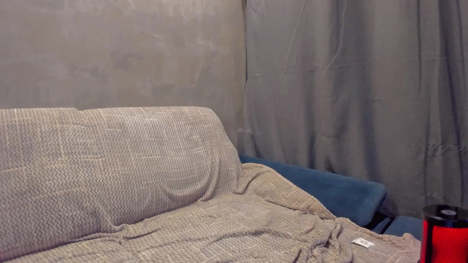 Gallery image thumbnail from BiteTheSweet's myfreecams stream on, 04/20/2026, 20:55 image 8 of 20