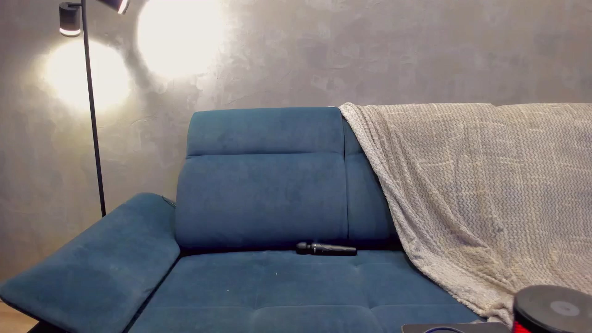 Gallery image thumbnail from BiteTheSweet's myfreecams stream on, 04/20/2026, 20:55 image 17 of 20