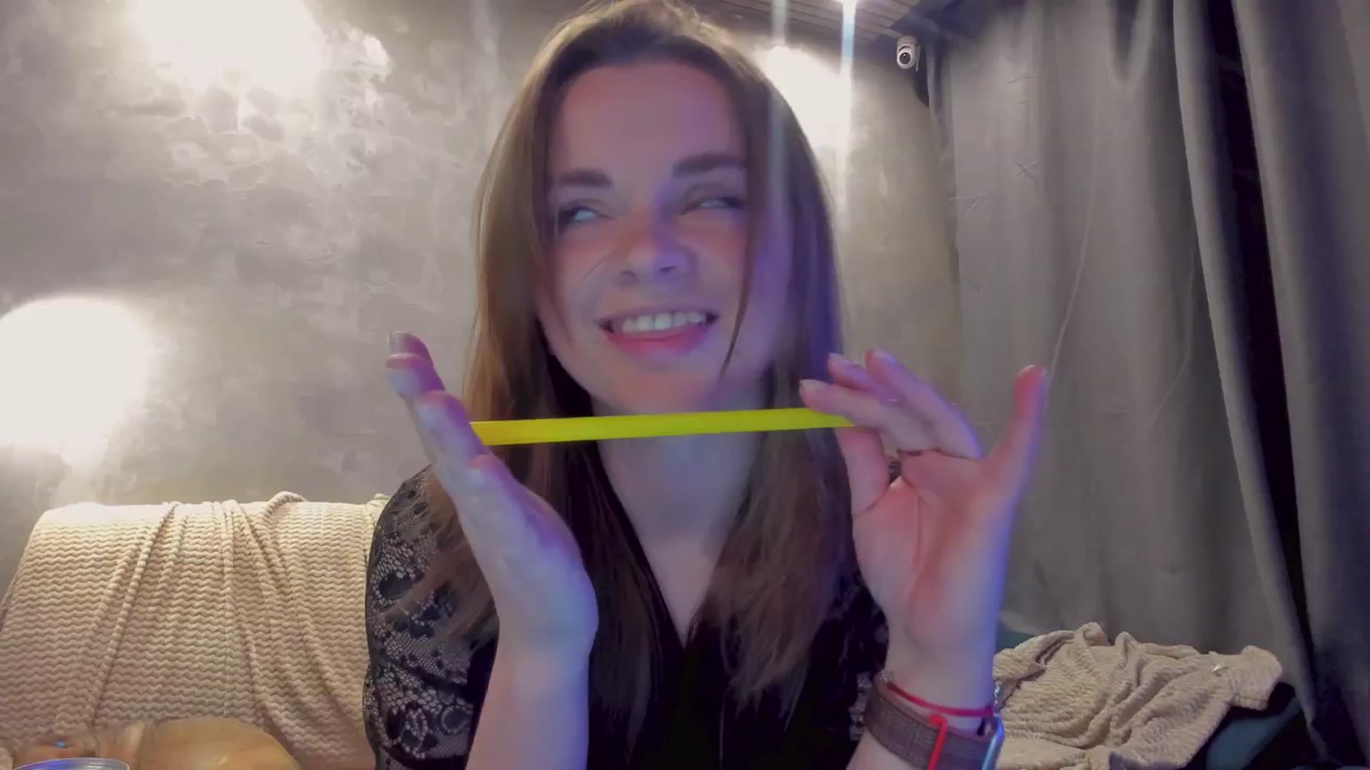 Gallery image thumbnail from BiteTheSweet's myfreecams stream on, 04/24/2026, 19:27 image 12 of 20