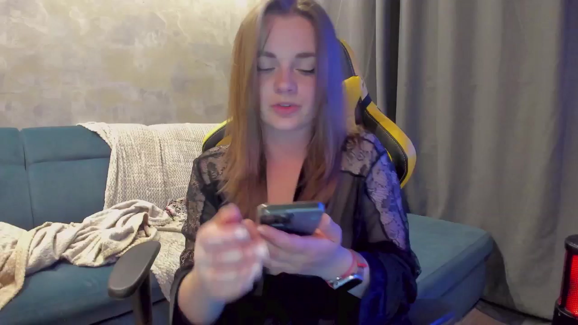 Gallery image thumbnail from BiteTheSweet's myfreecams stream on, 04/24/2026, 21:05 image 9 of 20