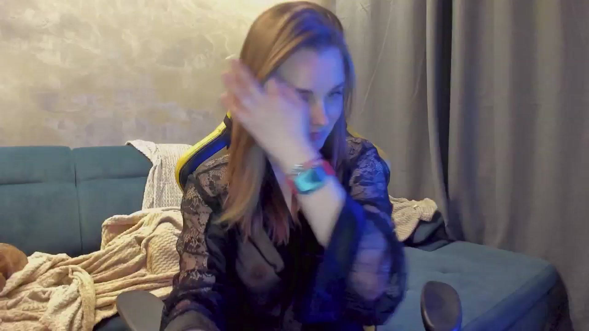 Gallery image thumbnail from BiteTheSweet's myfreecams stream on, 04/24/2026, 21:05 image 16 of 20