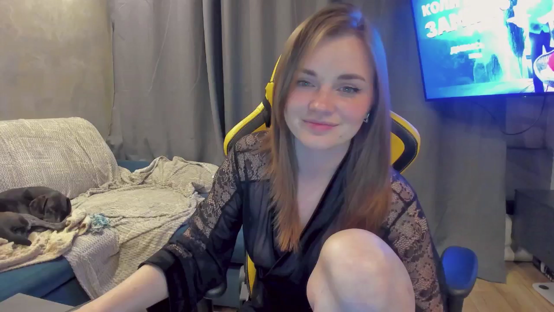 Gallery image thumbnail from BiteTheSweet's myfreecams stream on, 04/24/2026, 22:08 image 17 of 20
