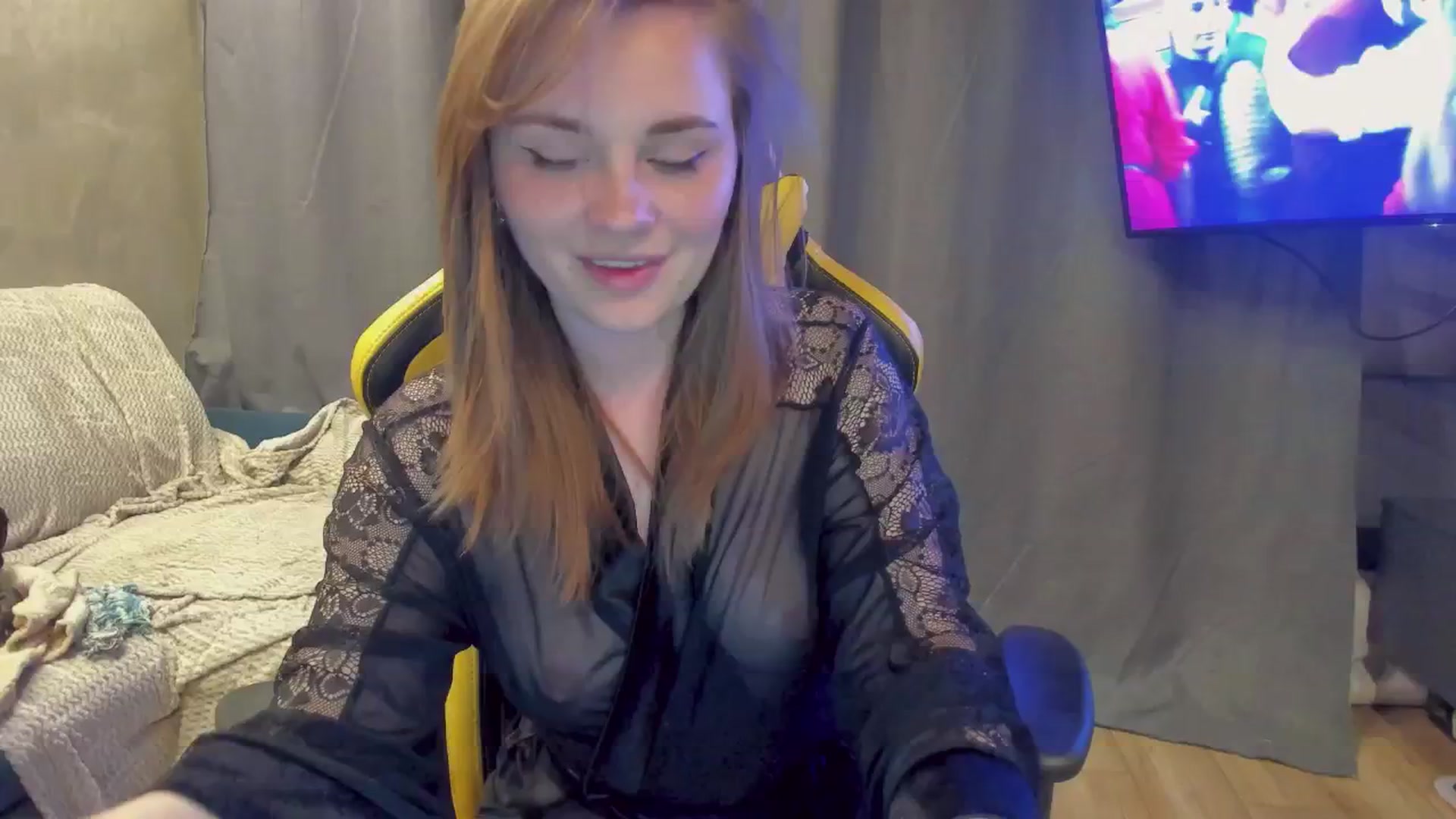 Gallery image thumbnail from BiteTheSweet's myfreecams stream on, 04/24/2026, 22:08 image 11 of 20