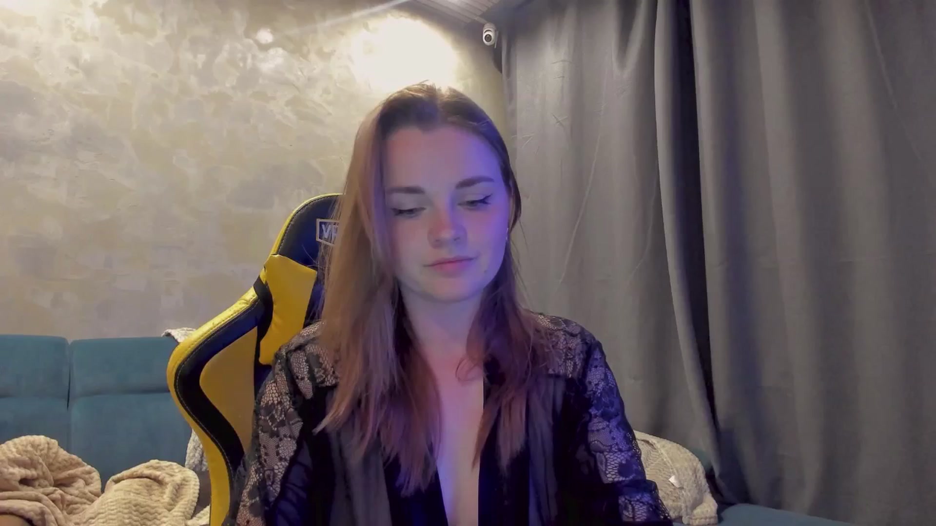 Gallery image thumbnail from BiteTheSweet's myfreecams stream on, 04/24/2026, 22:08 image 2 of 20