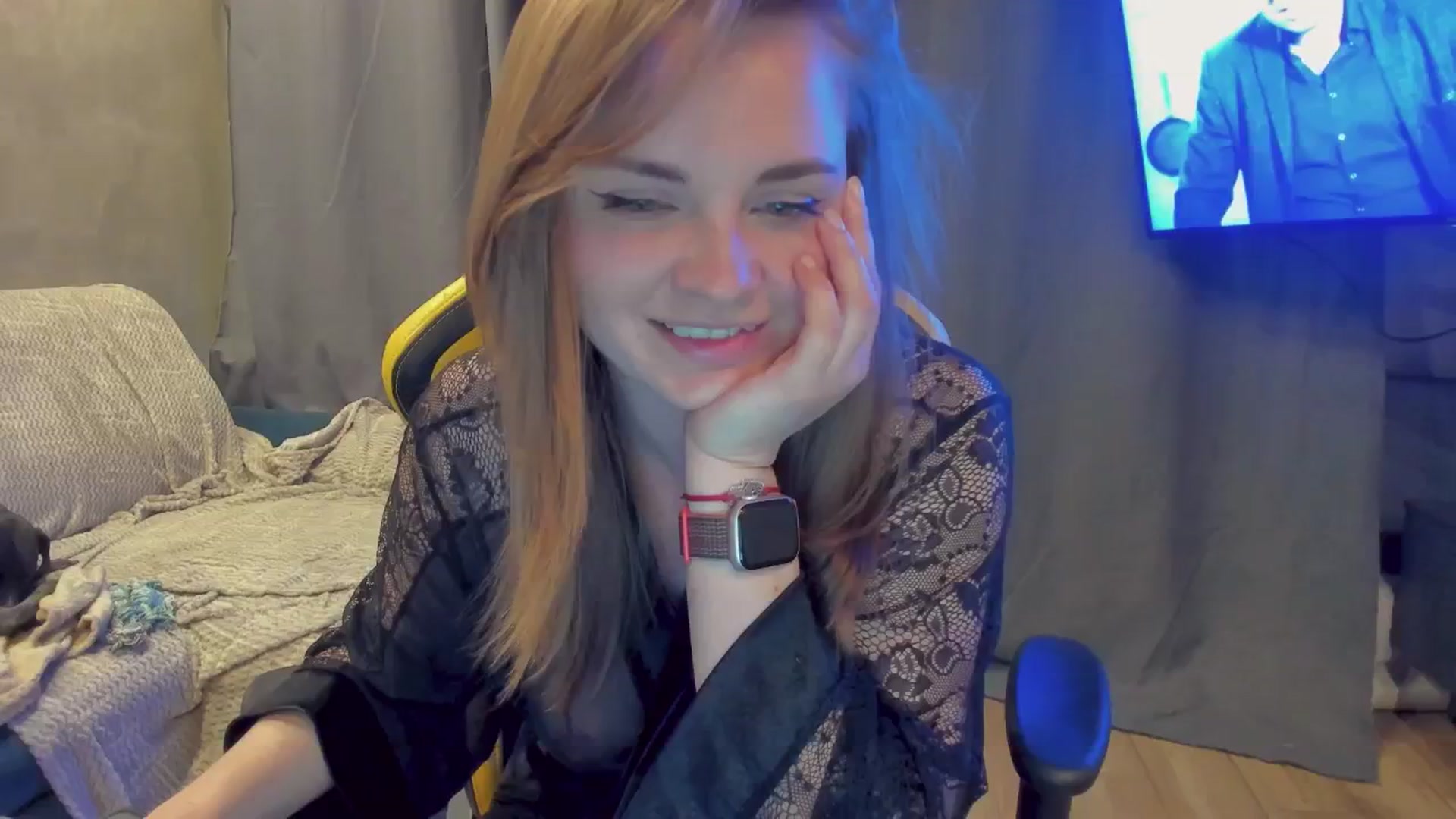 Gallery image thumbnail from BiteTheSweet's myfreecams stream on, 04/24/2026, 22:08 image 12 of 20