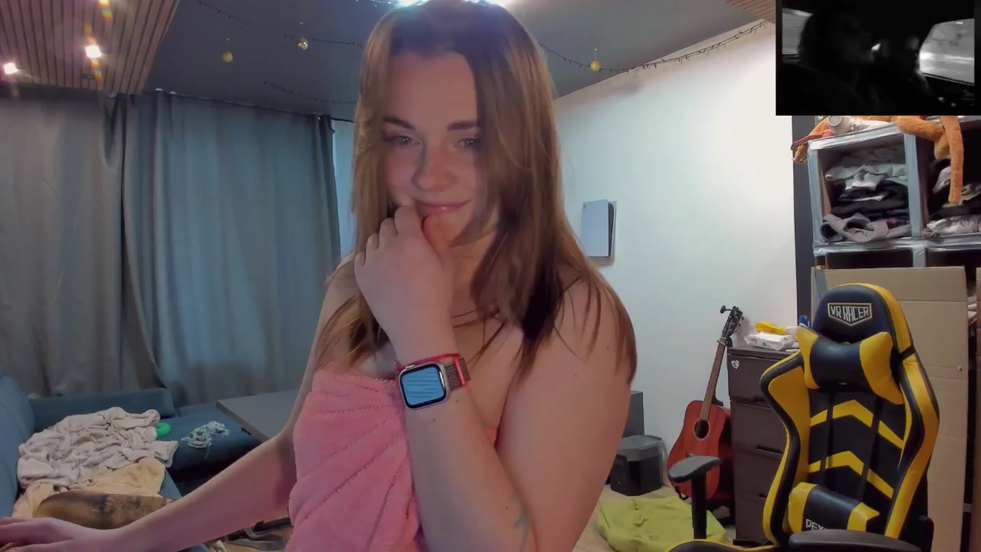 Gallery image thumbnail from BiteTheSweet's myfreecams stream on, 04/26/2026, 12:00 image 9 of 20