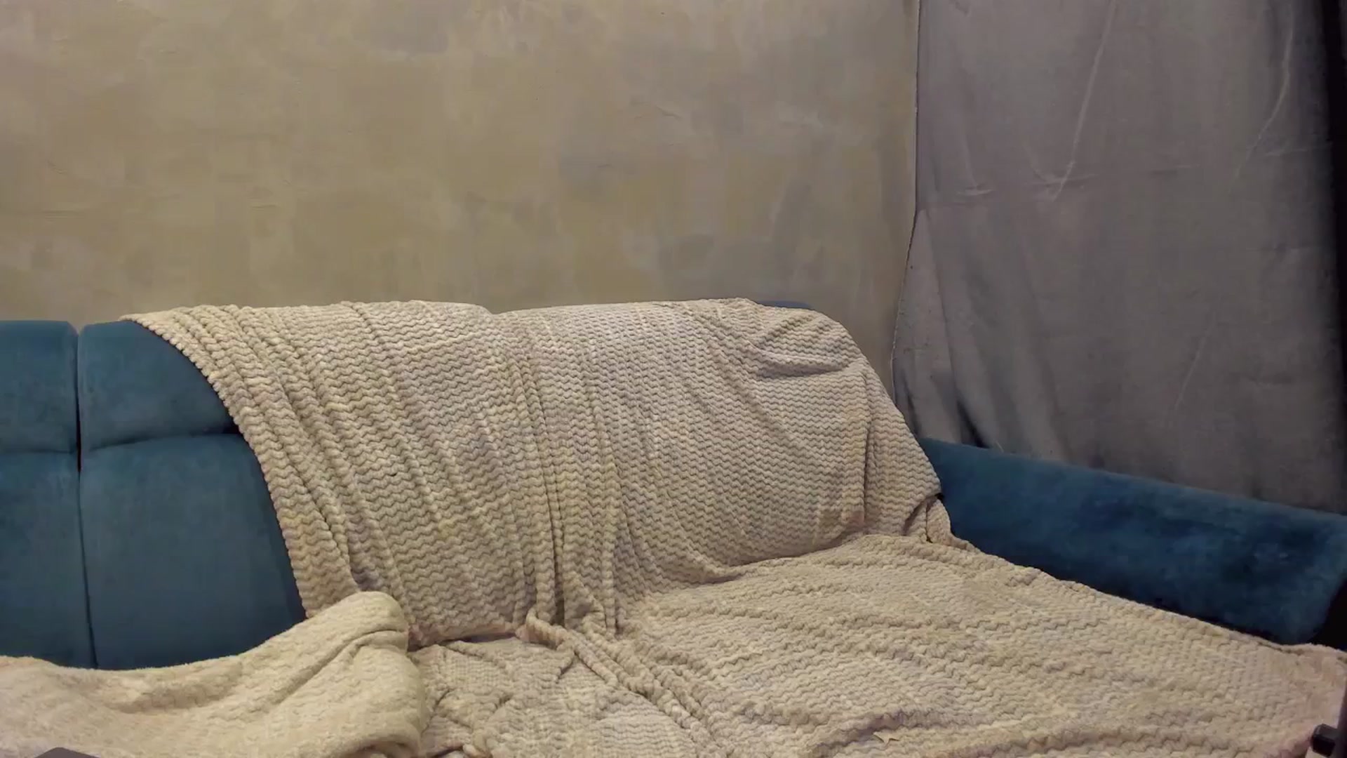Gallery image thumbnail from BiteTheSweet's myfreecams stream on, 04/30/2026, 21:04 image 2 of 20
