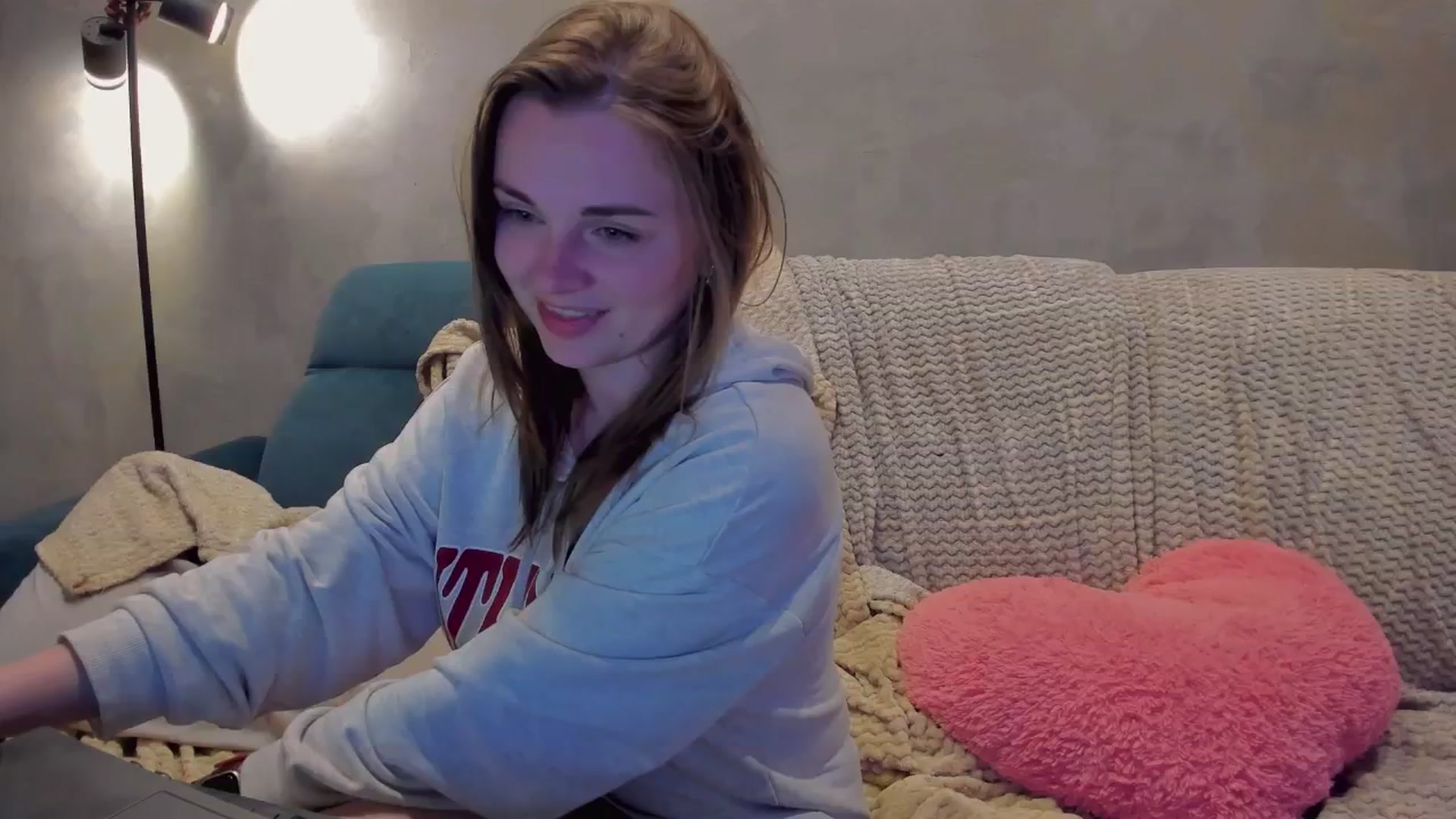 Gallery image thumbnail from BiteTheSweet's myfreecams stream on, 04/30/2026, 21:04 image 9 of 20