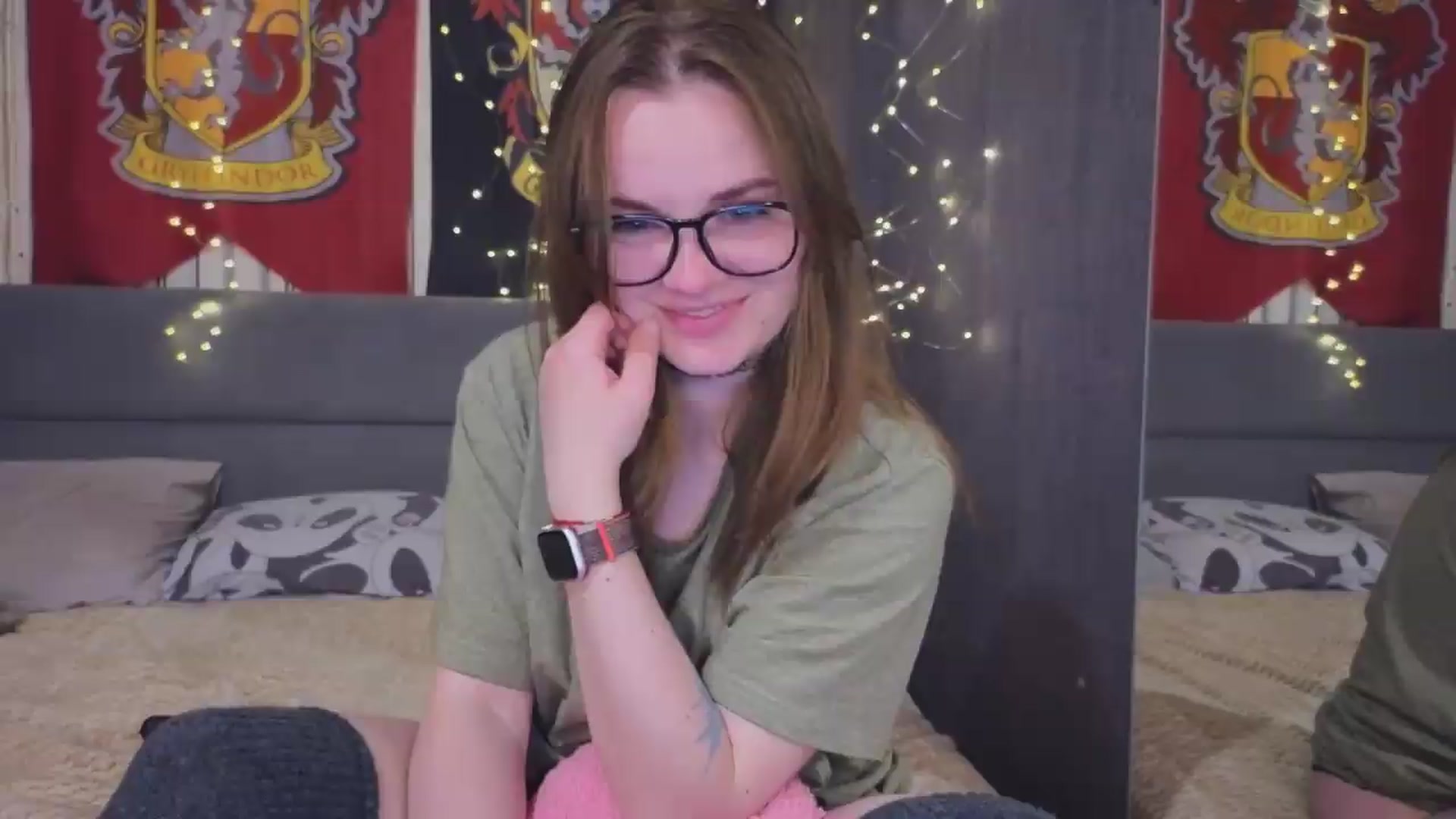 Gallery image thumbnail from BiteTheSweet's myfreecams stream on, 05/05/2026, 18:21 image 13 of 20