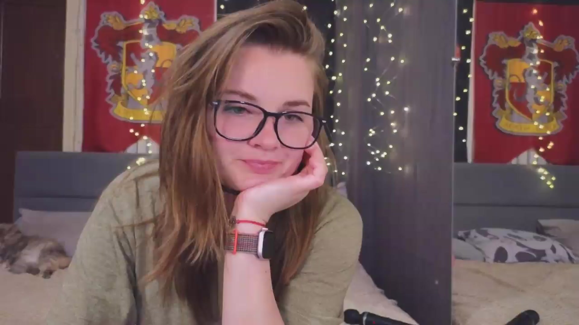 Gallery image thumbnail from BiteTheSweet's myfreecams stream on, 05/05/2026, 18:21 image 2 of 20