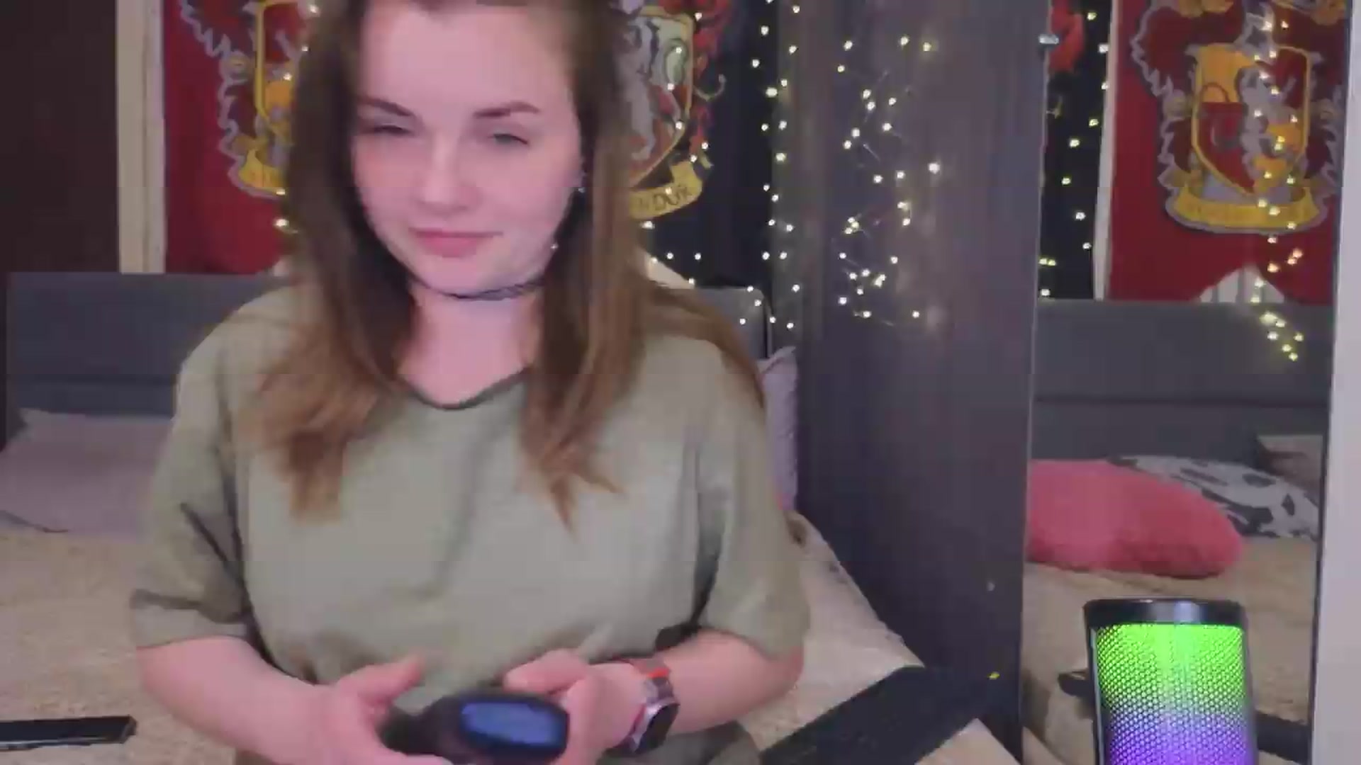 Gallery image thumbnail from BiteTheSweet's myfreecams stream on, 05/05/2026, 18:21 image 19 of 20