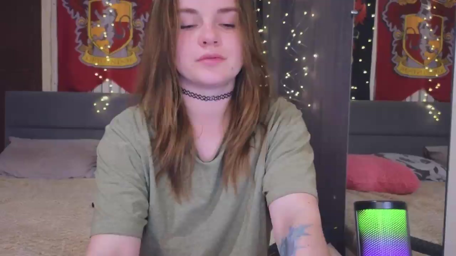 Gallery image thumbnail from BiteTheSweet's myfreecams stream on, 05/05/2026, 18:21 image 16 of 20